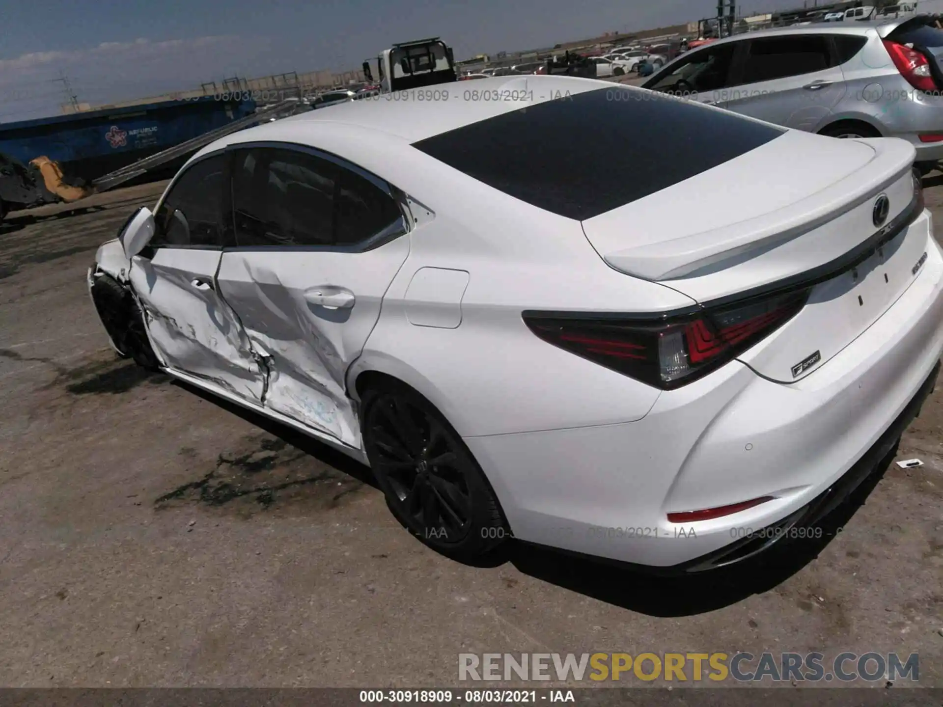 3 Photograph of a damaged car 58ABZ1B10KU010151 LEXUS ES 2019