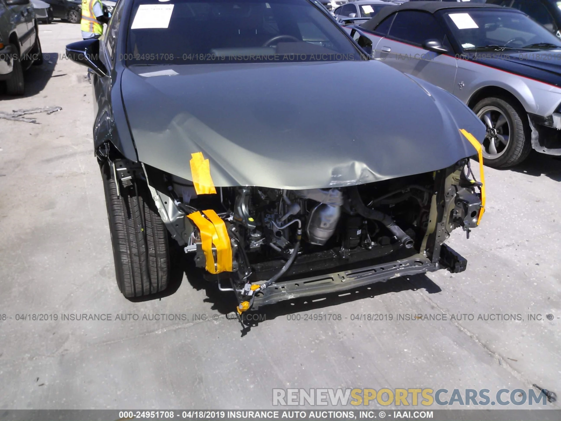 6 Photograph of a damaged car 58ABZ1B10KU012403 LEXUS ES 2019