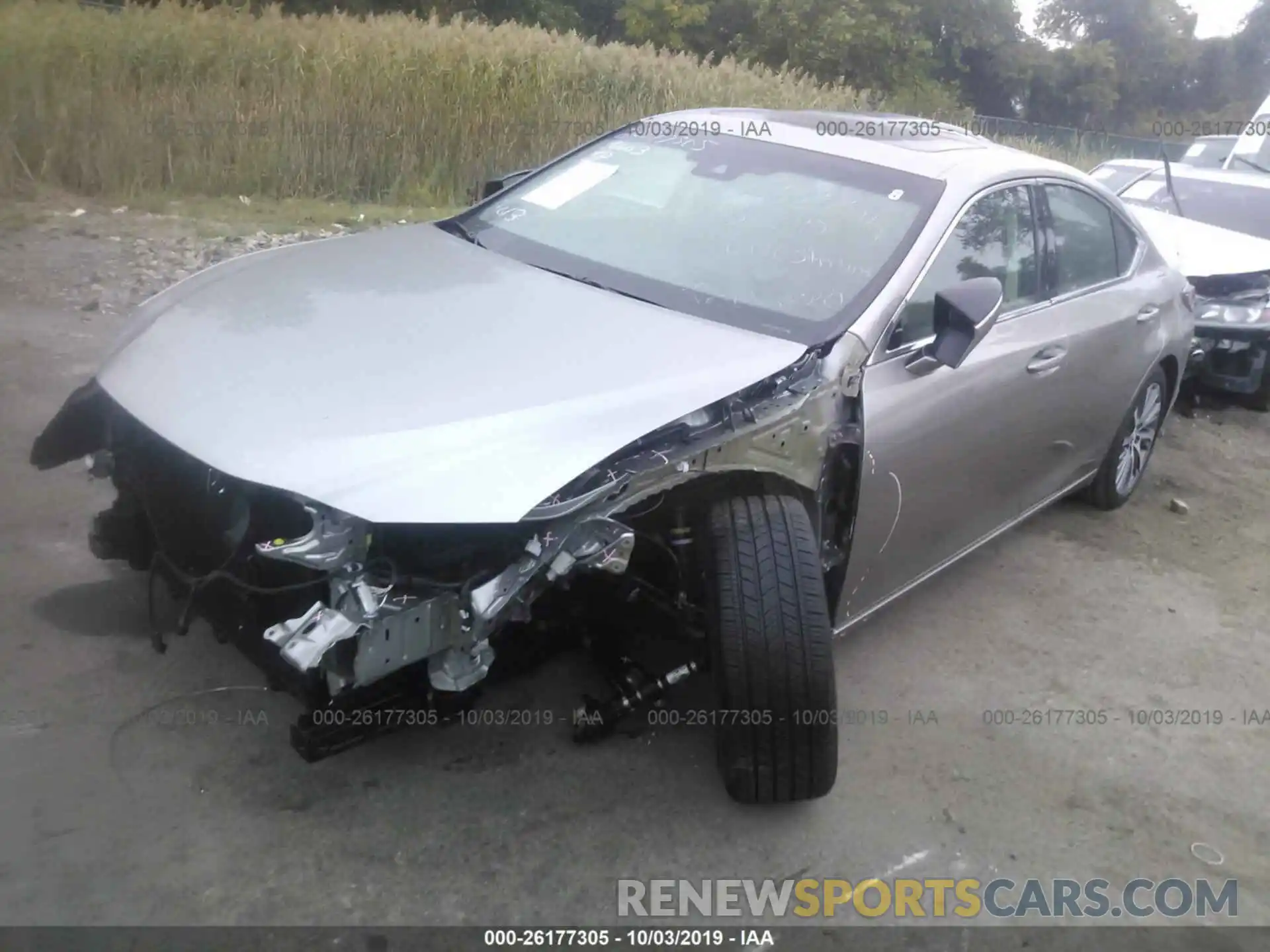 2 Photograph of a damaged car 58ABZ1B10KU016015 LEXUS ES 2019