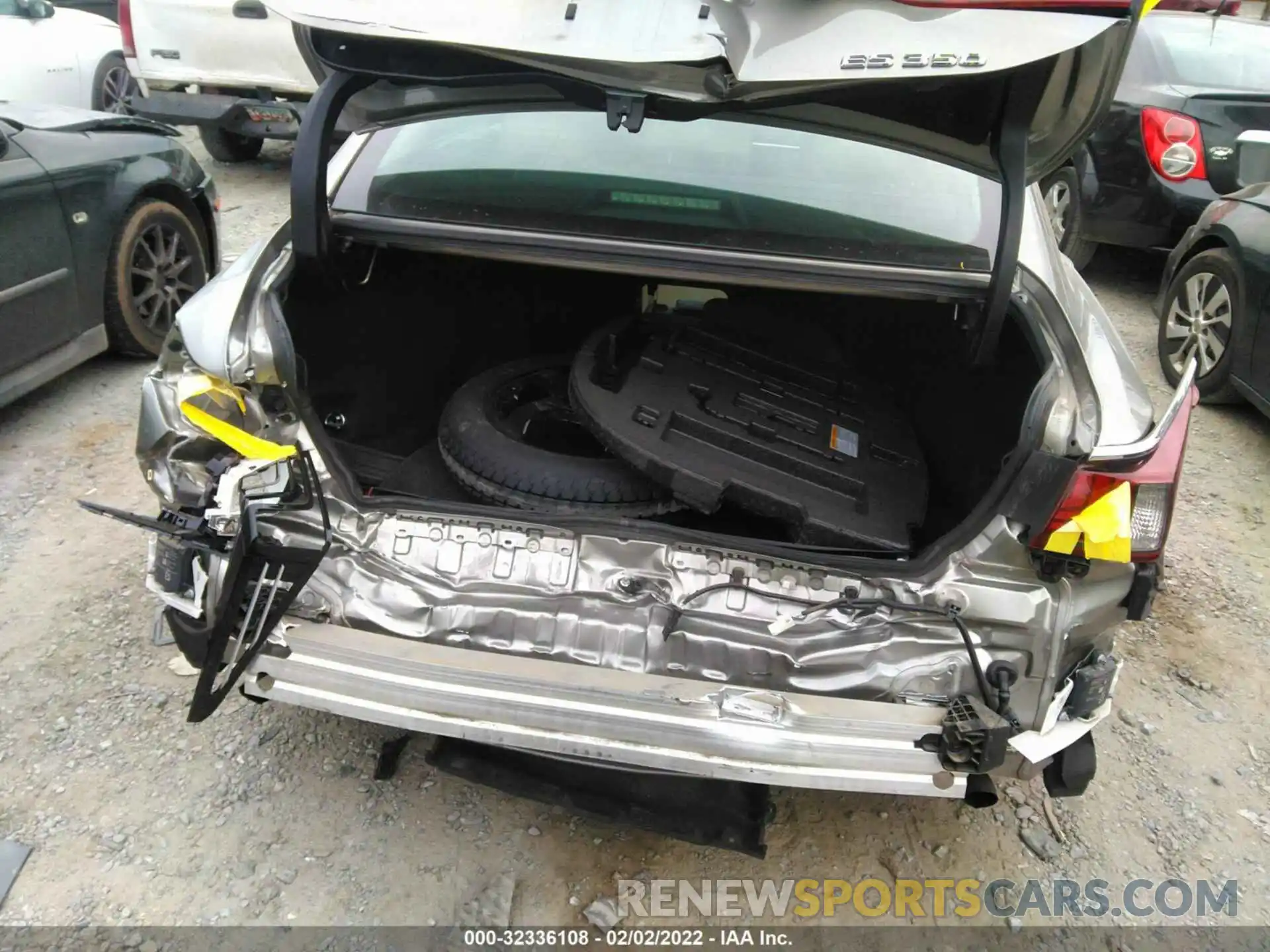 6 Photograph of a damaged car 58ABZ1B10KU021375 LEXUS ES 2019