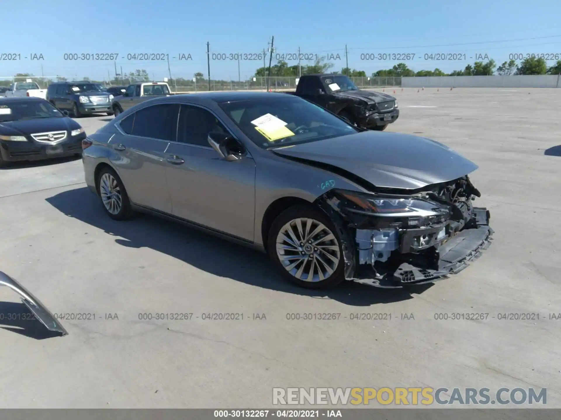 1 Photograph of a damaged car 58ABZ1B10KU025149 LEXUS ES 2019