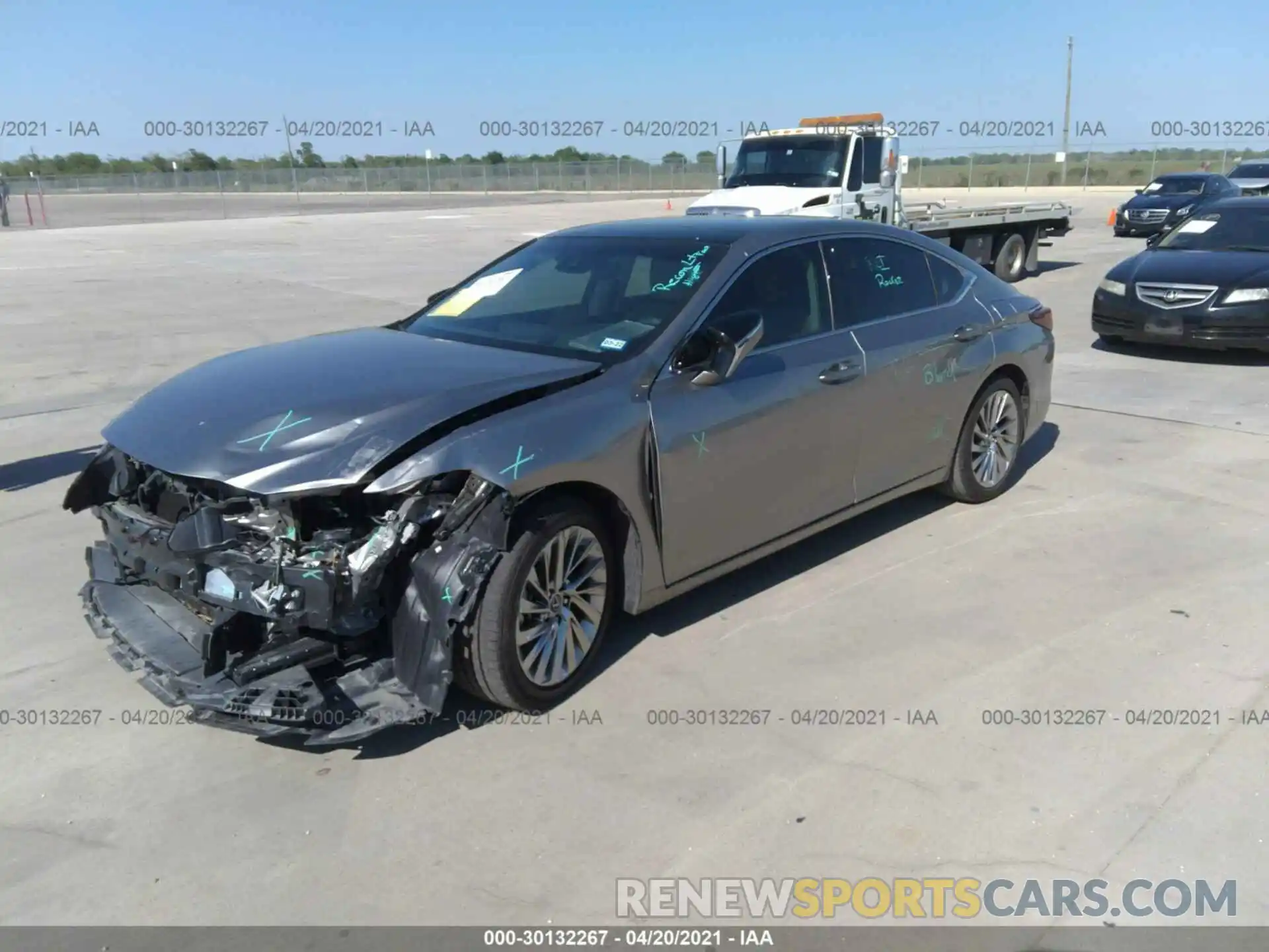 2 Photograph of a damaged car 58ABZ1B10KU025149 LEXUS ES 2019