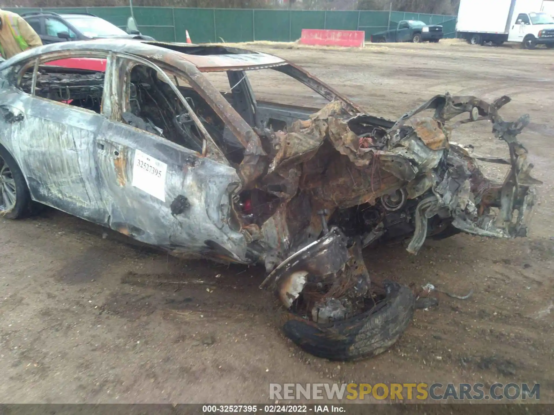 6 Photograph of a damaged car 58ABZ1B10KU031730 LEXUS ES 2019