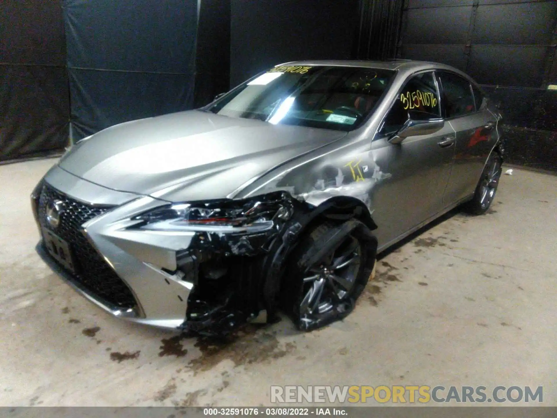 6 Photograph of a damaged car 58ABZ1B10KU037625 LEXUS ES 2019