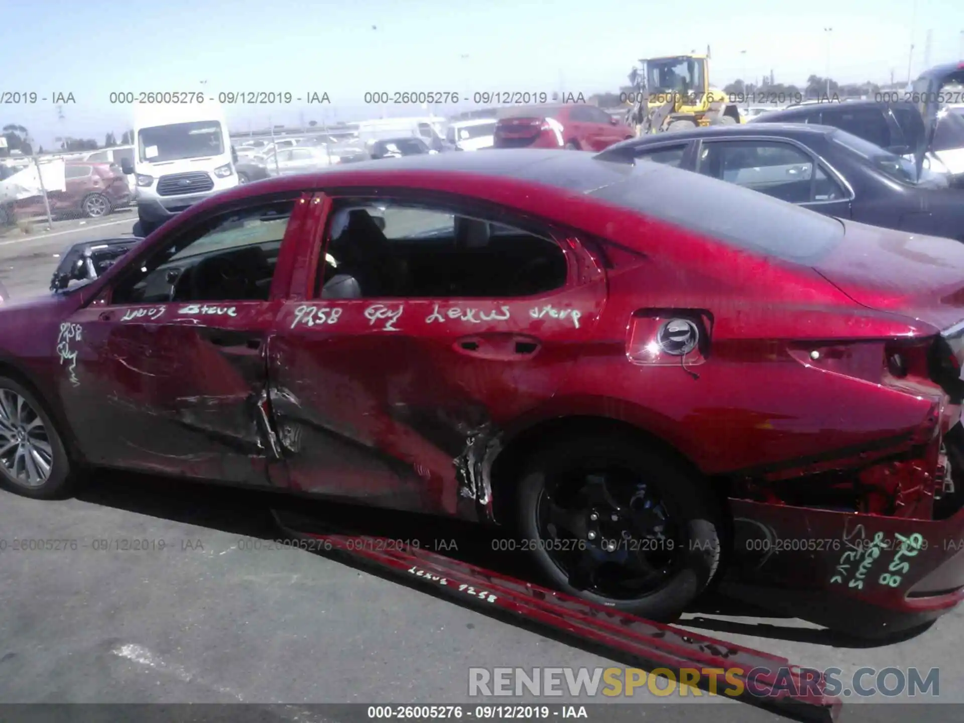 6 Photograph of a damaged car 58ABZ1B11KU002091 LEXUS ES 2019