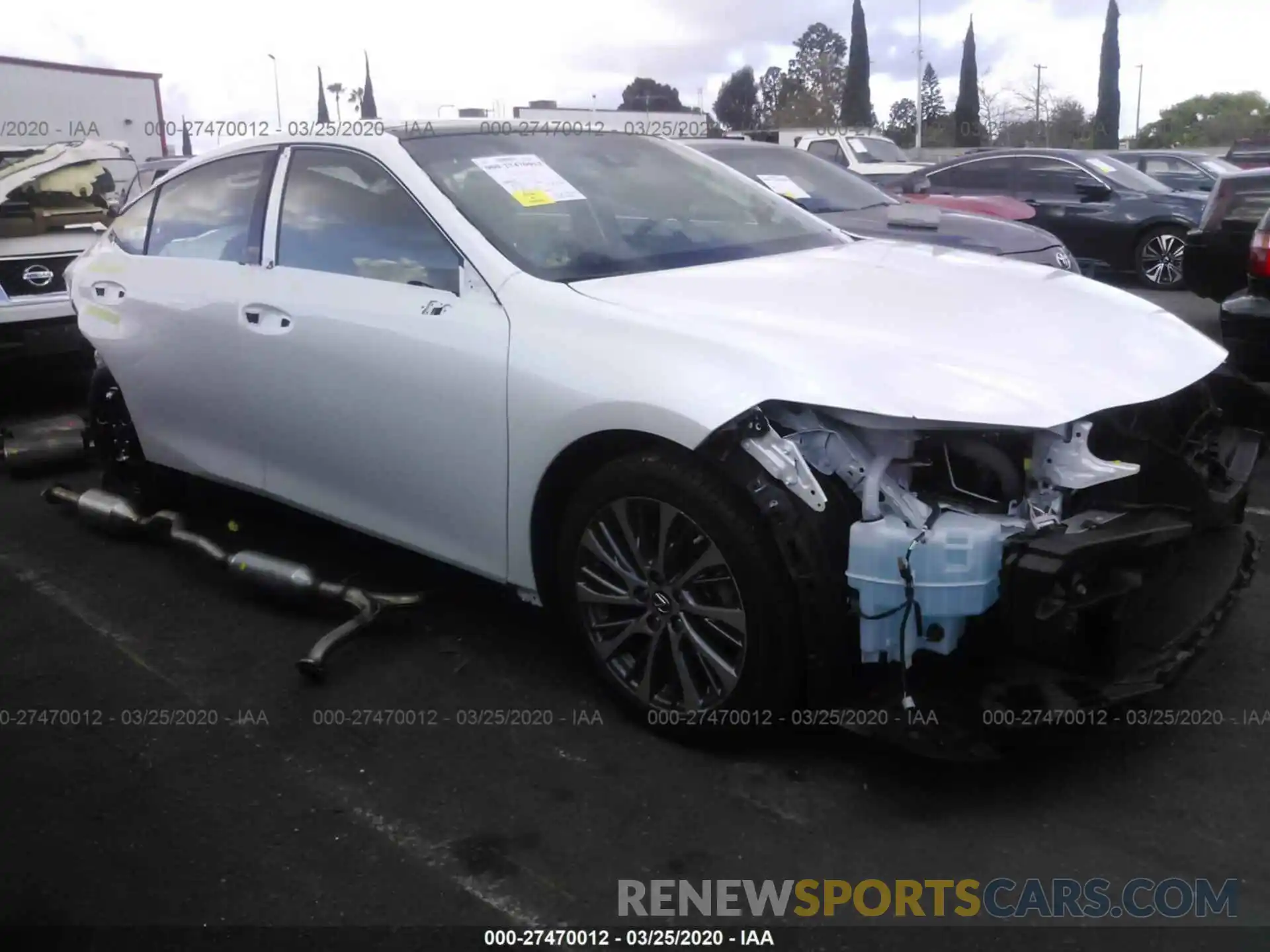 1 Photograph of a damaged car 58ABZ1B11KU005508 LEXUS ES 2019