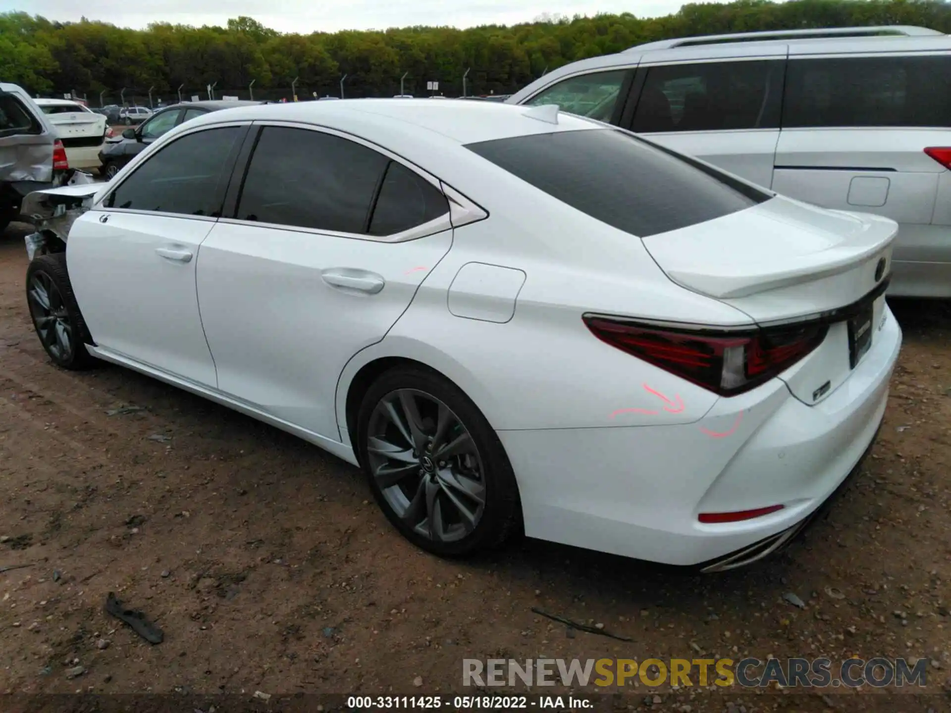 3 Photograph of a damaged car 58ABZ1B11KU011647 LEXUS ES 2019