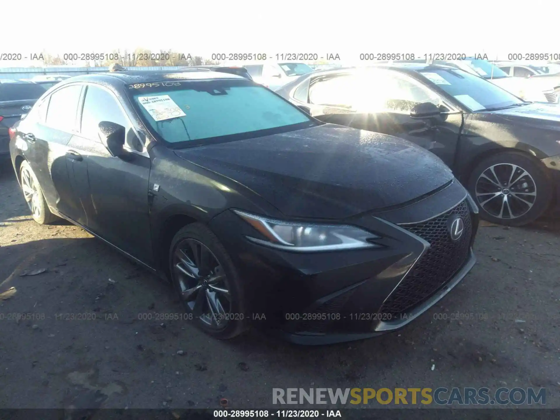 1 Photograph of a damaged car 58ABZ1B11KU014614 LEXUS ES 2019