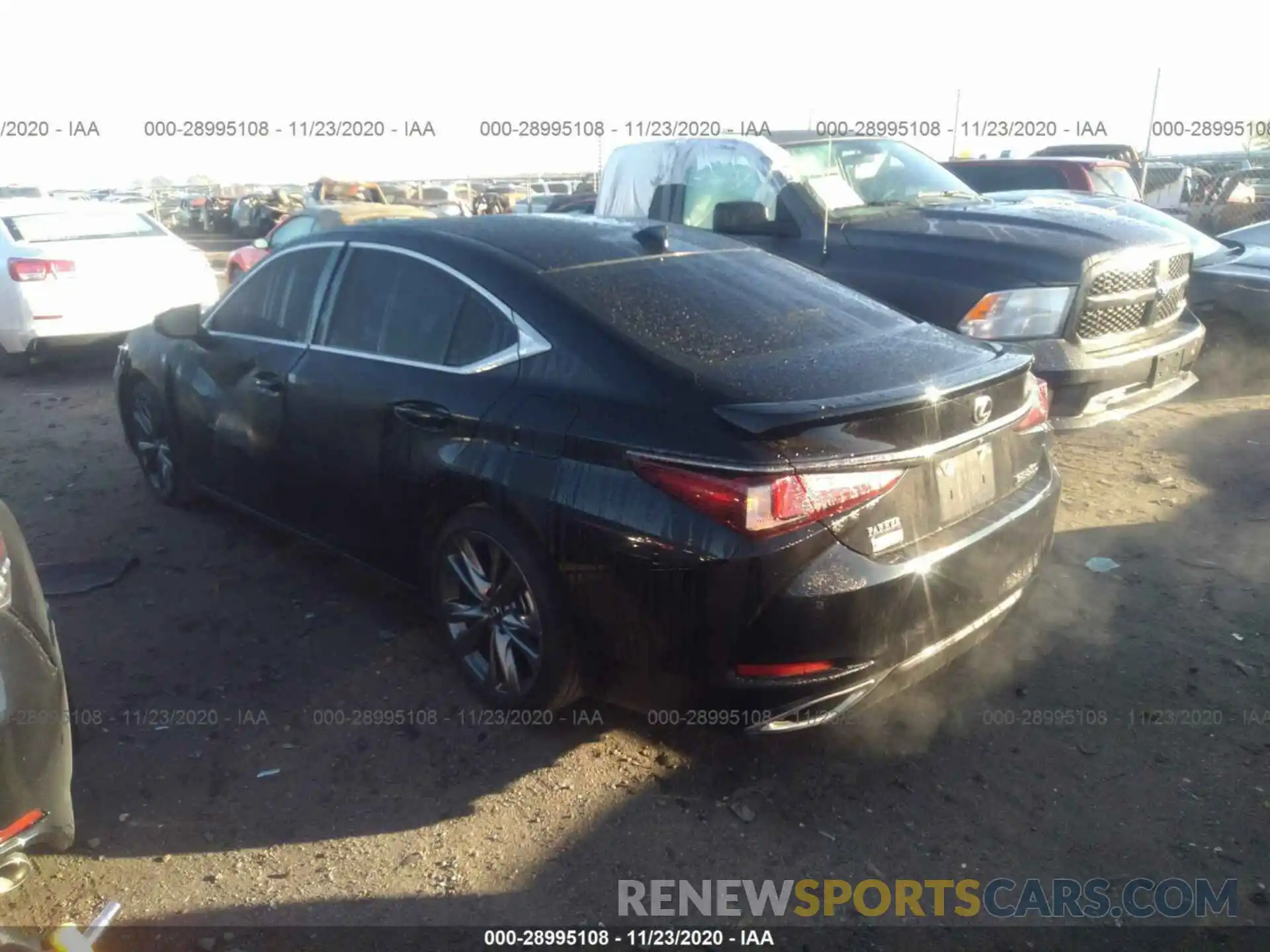 3 Photograph of a damaged car 58ABZ1B11KU014614 LEXUS ES 2019