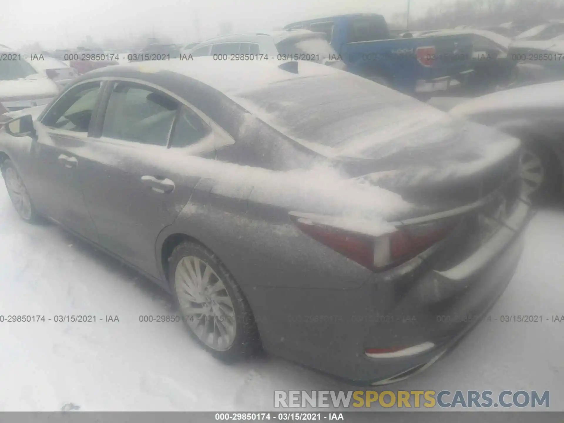 3 Photograph of a damaged car 58ABZ1B11KU021207 LEXUS ES 2019