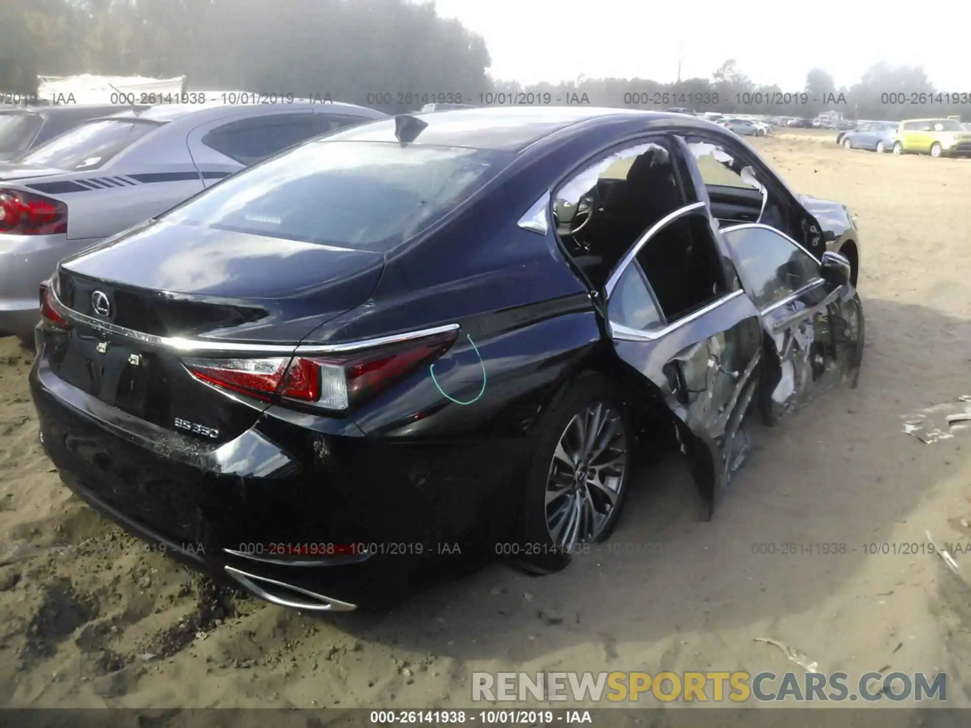 4 Photograph of a damaged car 58ABZ1B11KU021742 LEXUS ES 2019