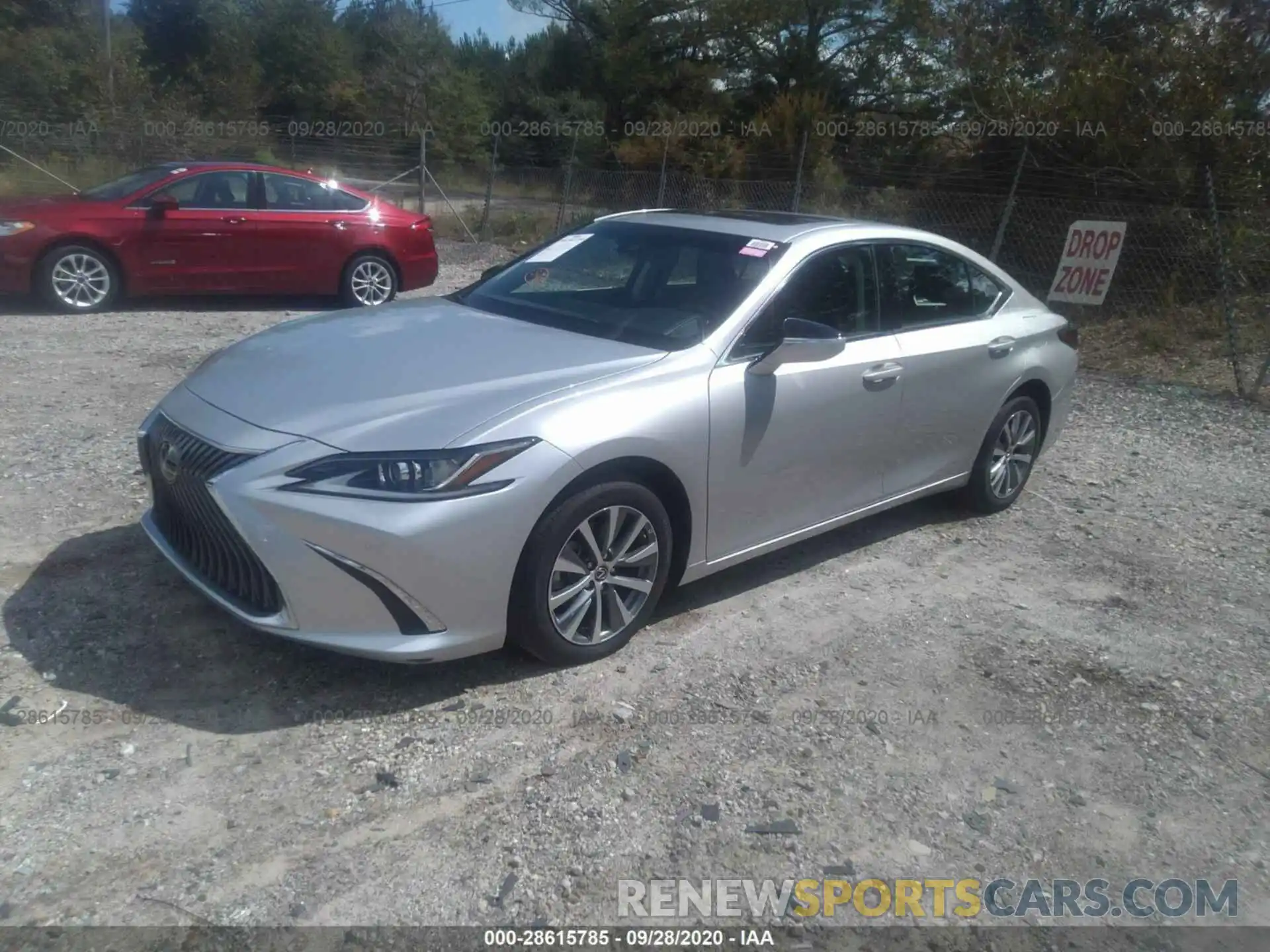 2 Photograph of a damaged car 58ABZ1B11KU023491 LEXUS ES 2019