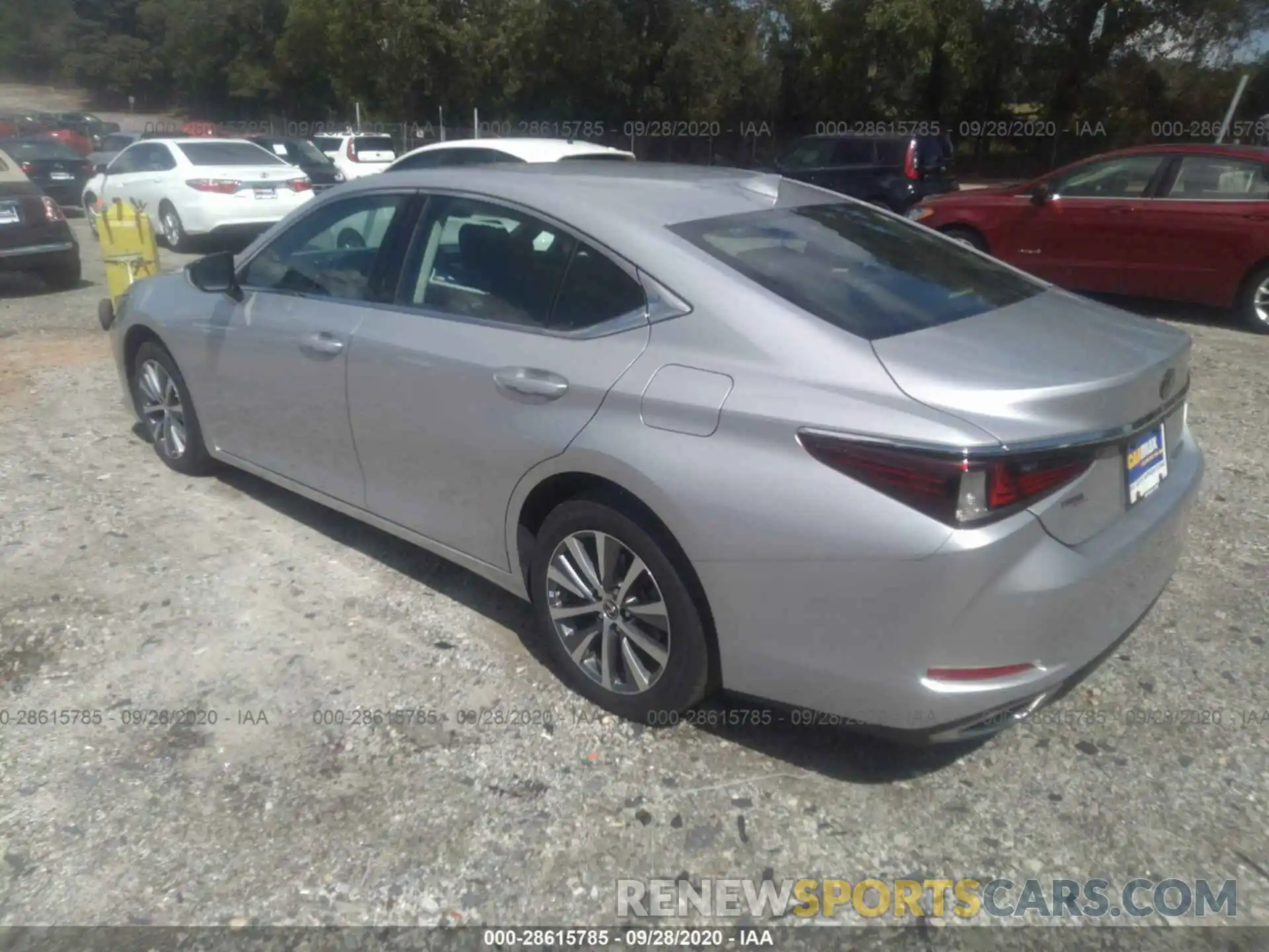 3 Photograph of a damaged car 58ABZ1B11KU023491 LEXUS ES 2019