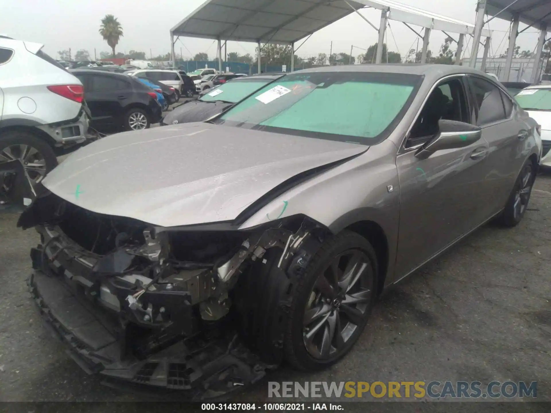 2 Photograph of a damaged car 58ABZ1B11KU025483 LEXUS ES 2019