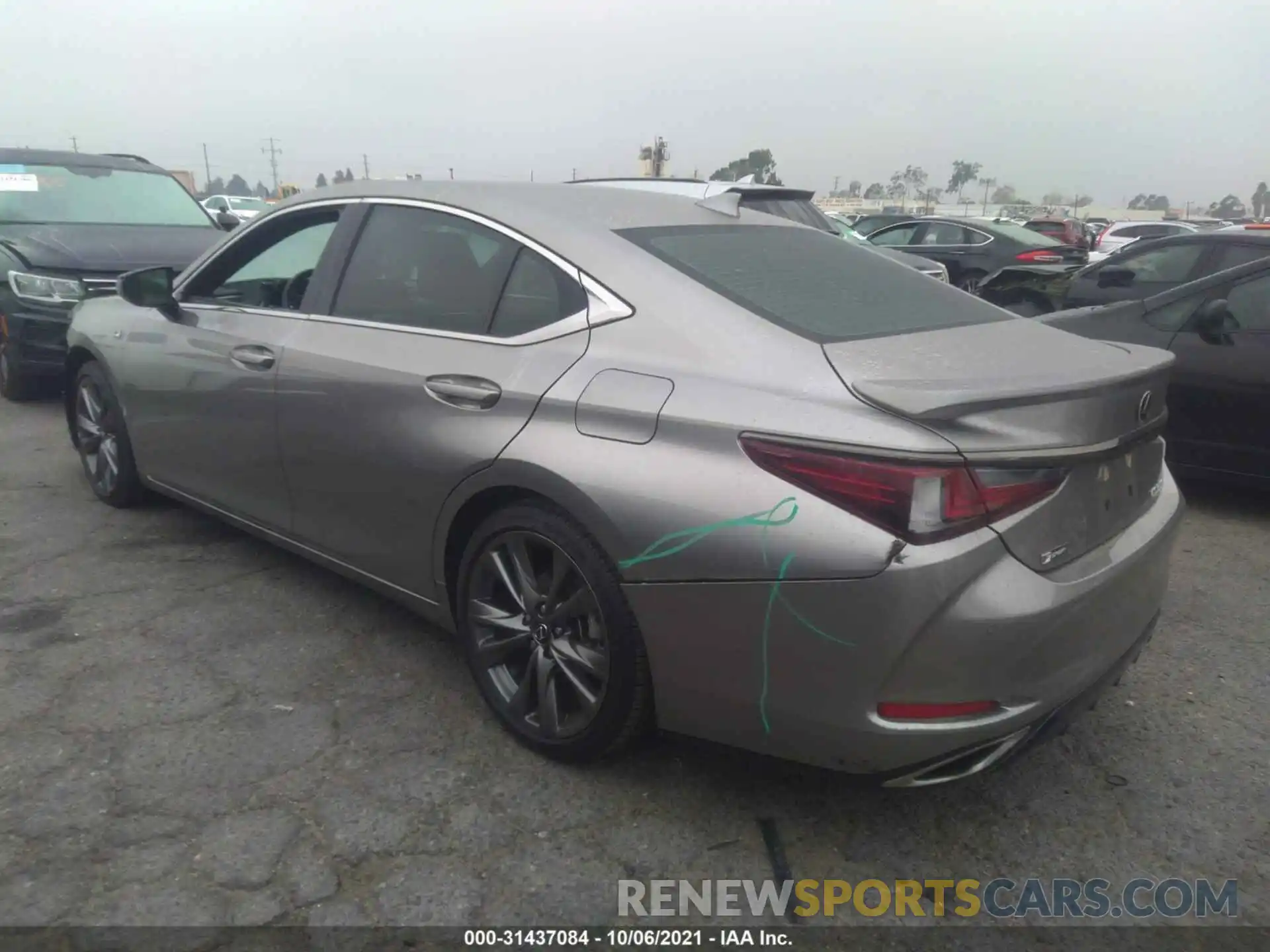 3 Photograph of a damaged car 58ABZ1B11KU025483 LEXUS ES 2019