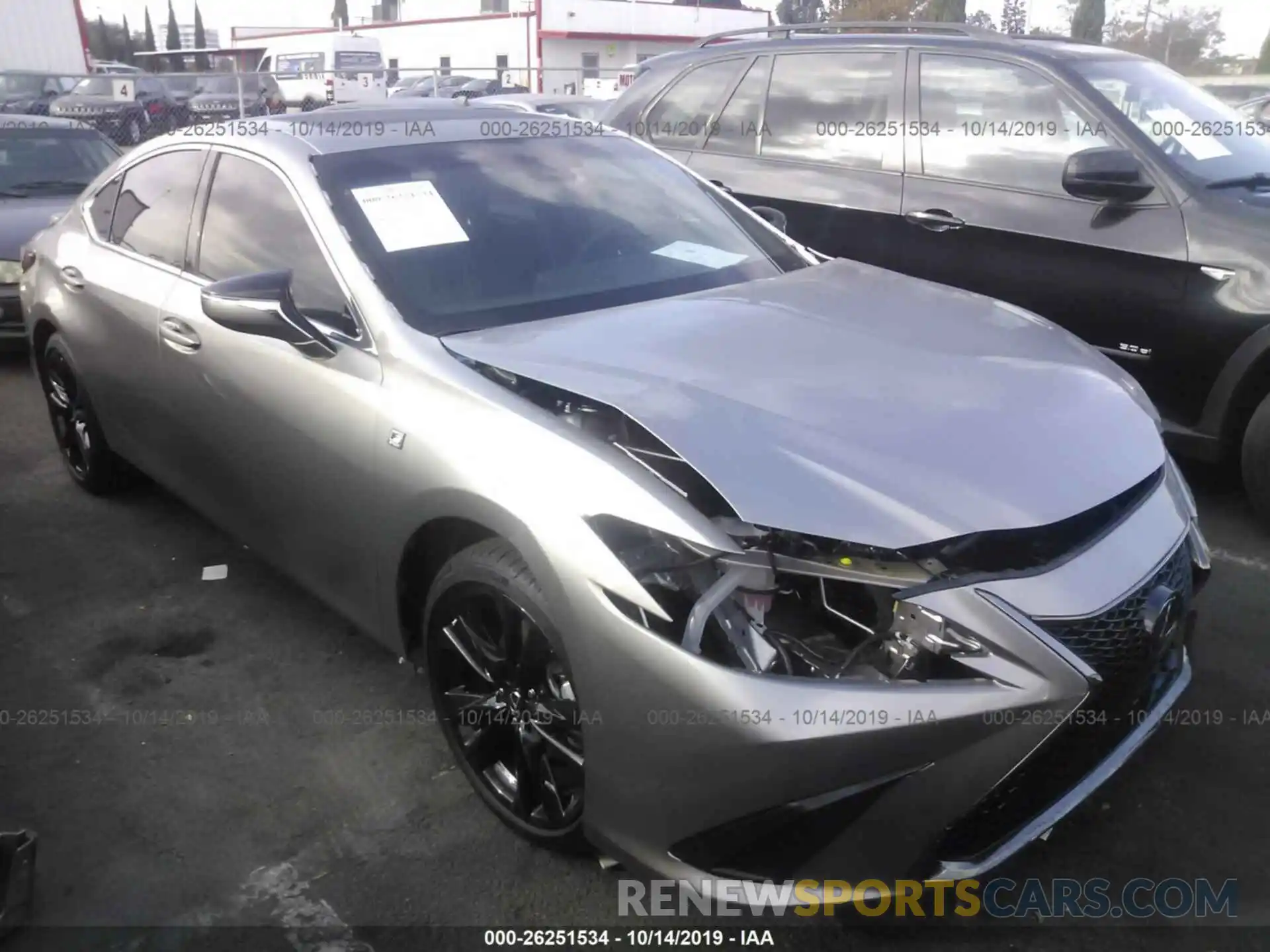 1 Photograph of a damaged car 58ABZ1B11KU025628 LEXUS ES 2019