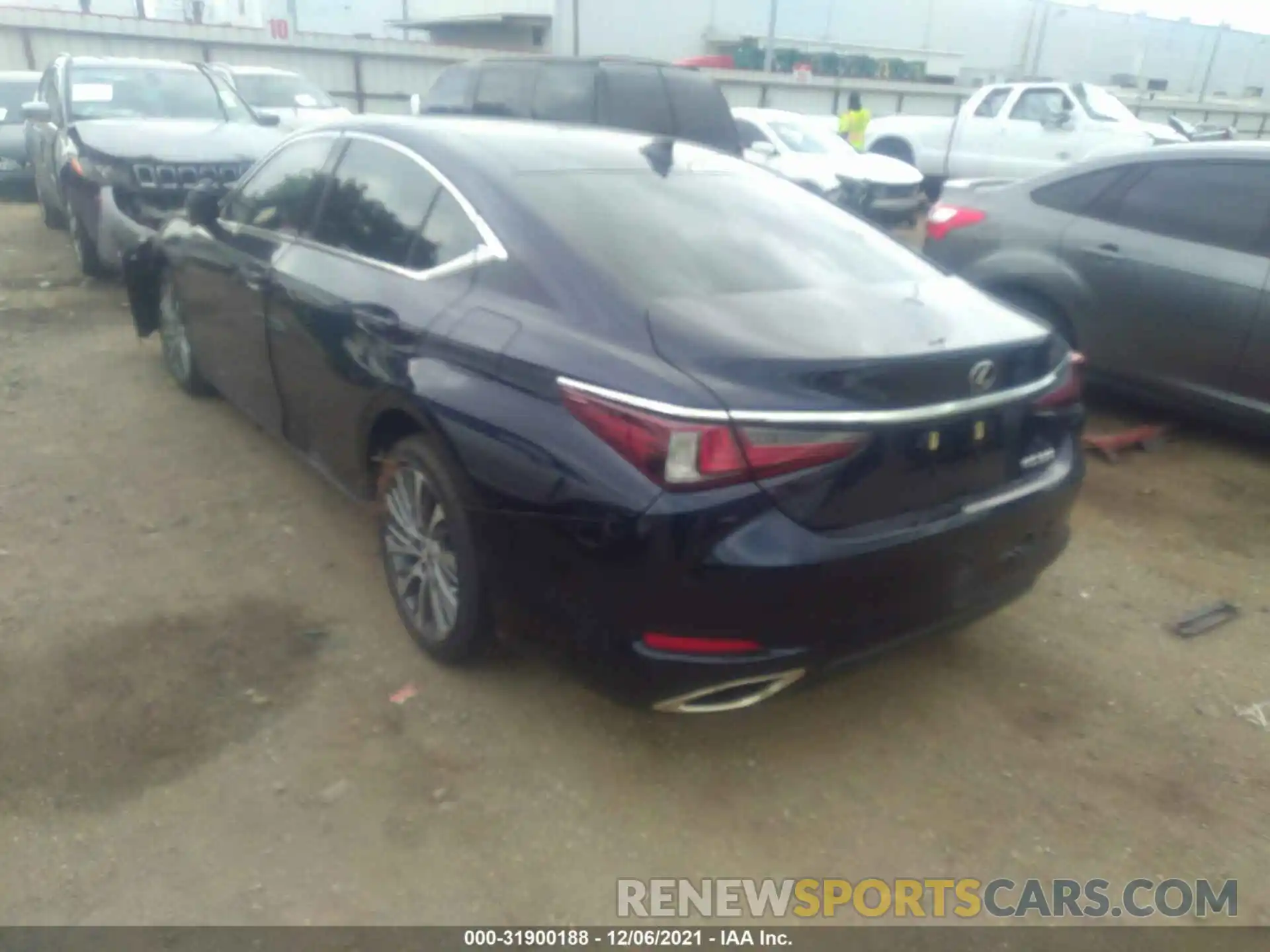 3 Photograph of a damaged car 58ABZ1B11KU038623 LEXUS ES 2019