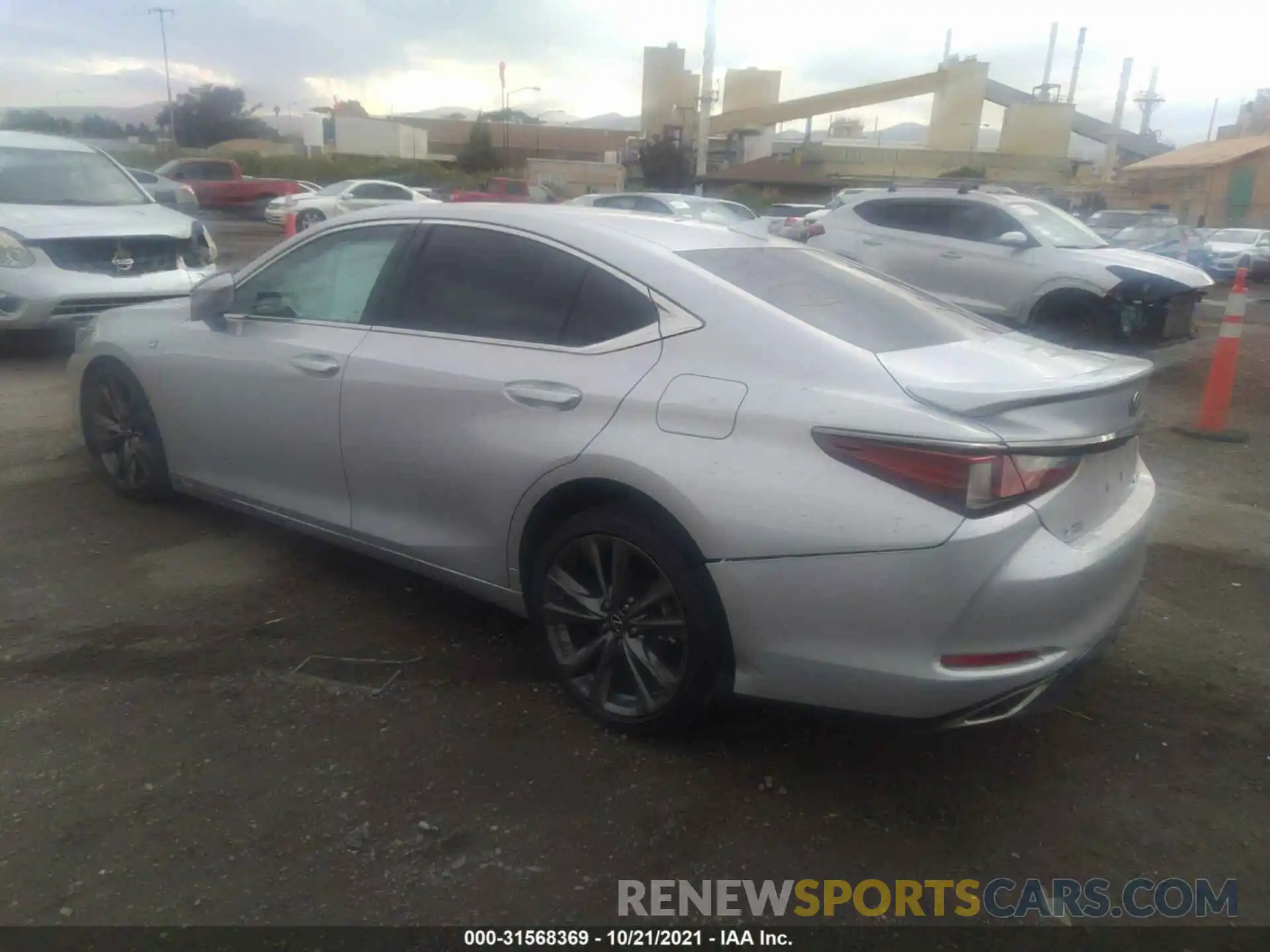 3 Photograph of a damaged car 58ABZ1B11KU039321 LEXUS ES 2019