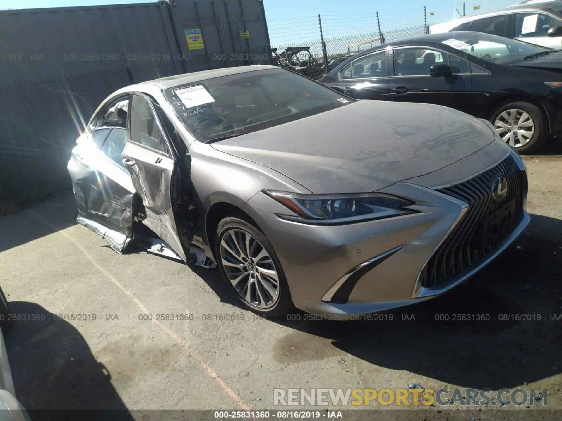 1 Photograph of a damaged car 58ABZ1B11KU039920 LEXUS ES 2019