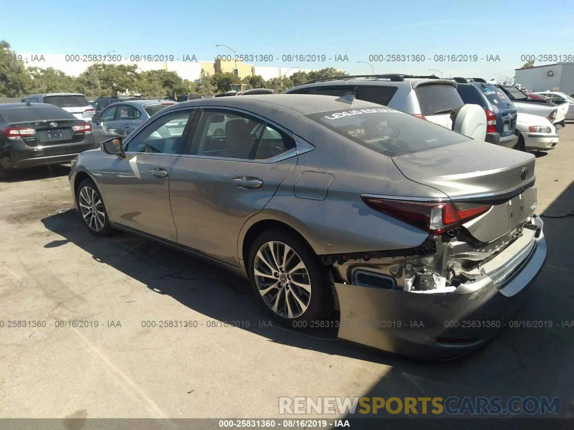 3 Photograph of a damaged car 58ABZ1B11KU039920 LEXUS ES 2019