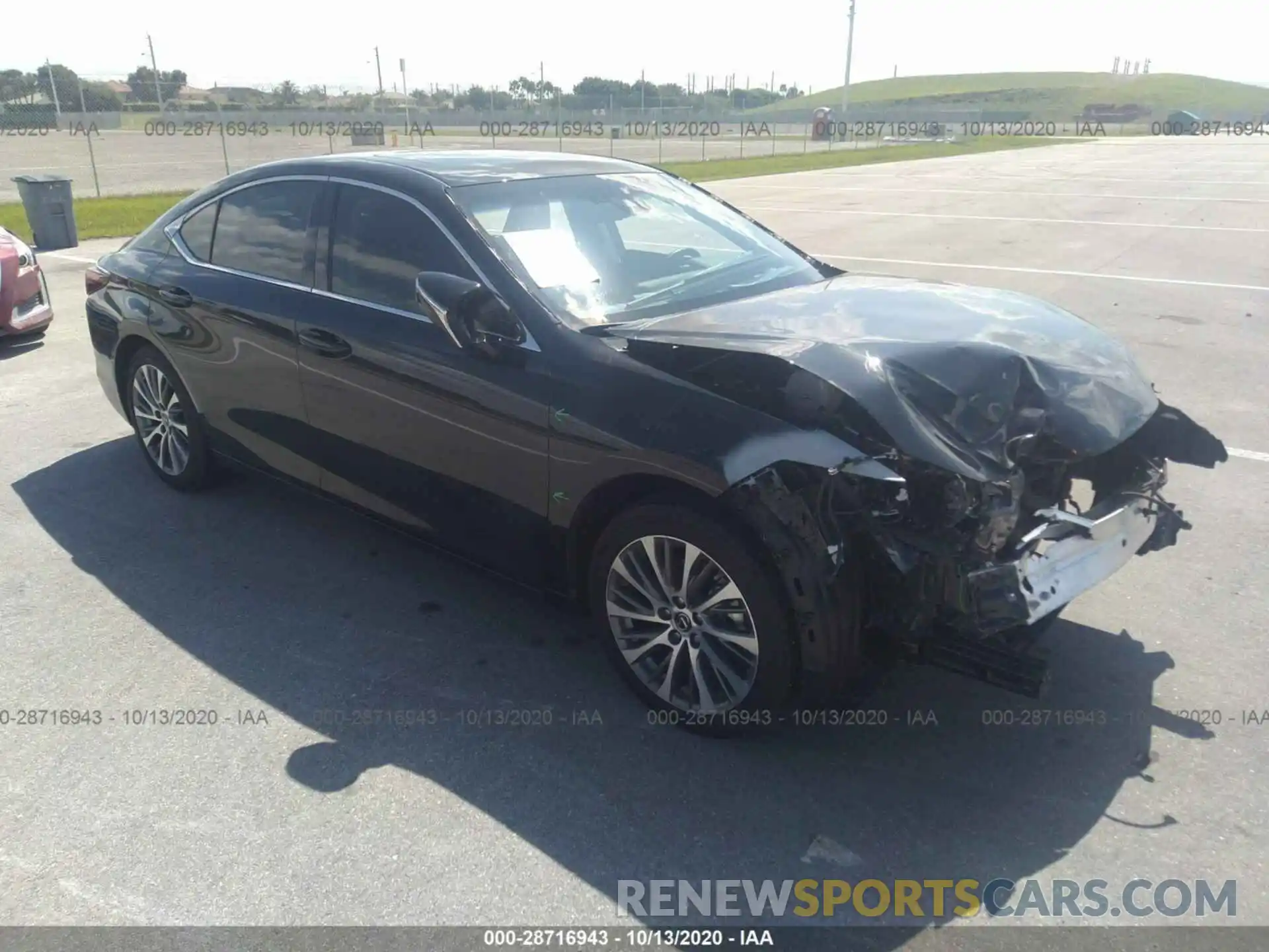 1 Photograph of a damaged car 58ABZ1B11KU041909 LEXUS ES 2019