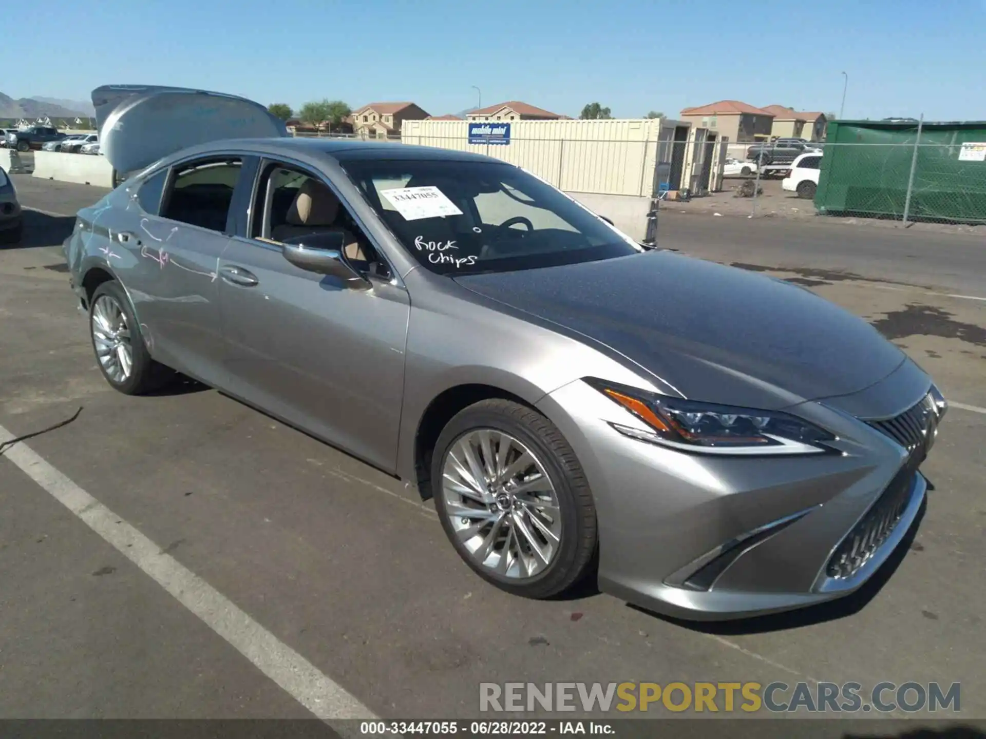 1 Photograph of a damaged car 58ABZ1B11KU044616 LEXUS ES 2019