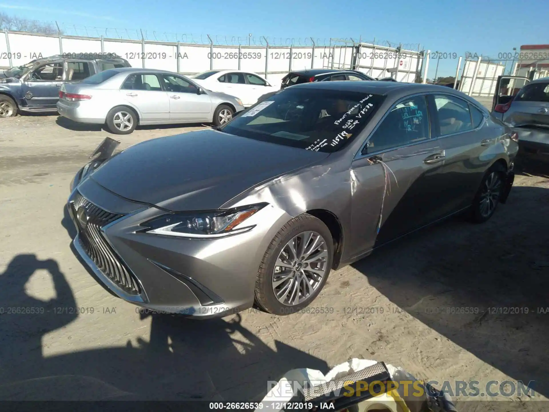 2 Photograph of a damaged car 58ABZ1B11KU047578 LEXUS ES 2019