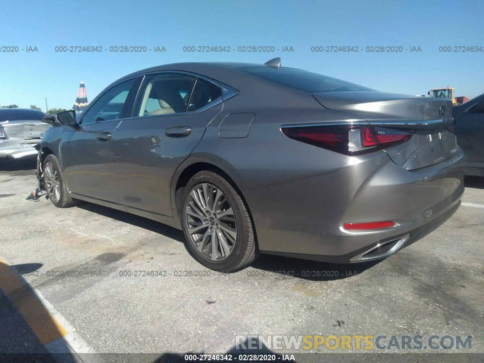 3 Photograph of a damaged car 58ABZ1B11KU049699 LEXUS ES 2019