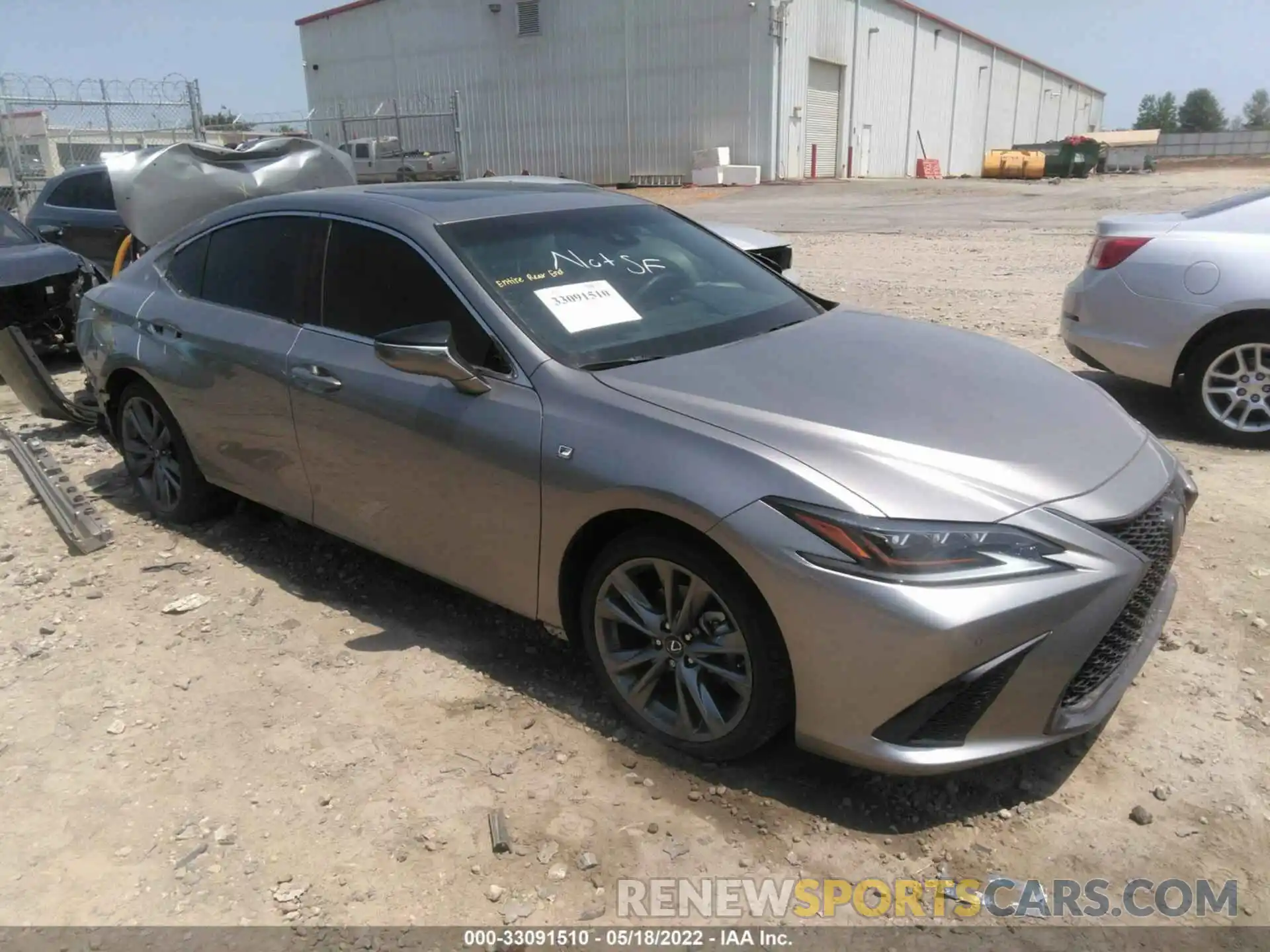 1 Photograph of a damaged car 58ABZ1B12KU005520 LEXUS ES 2019