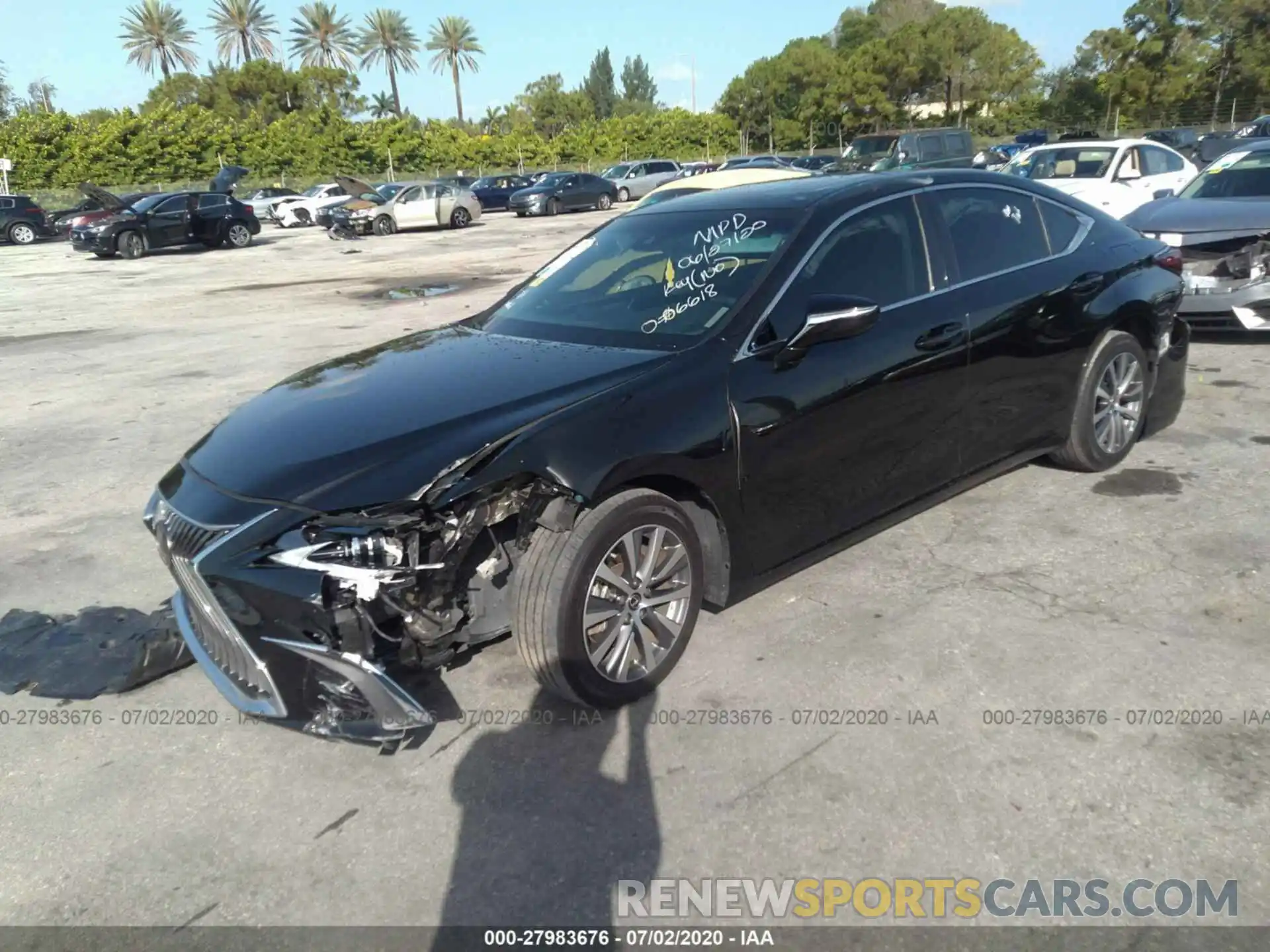 2 Photograph of a damaged car 58ABZ1B12KU006618 LEXUS ES 2019