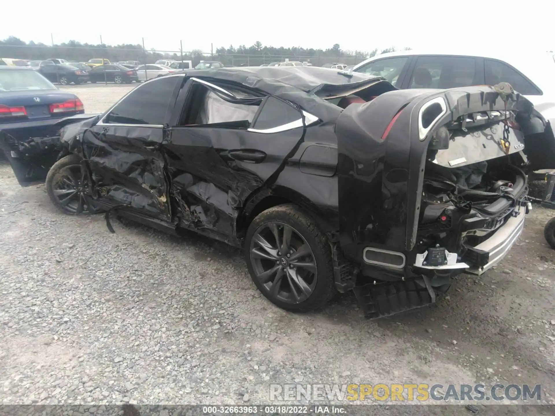 3 Photograph of a damaged car 58ABZ1B12KU006814 LEXUS ES 2019