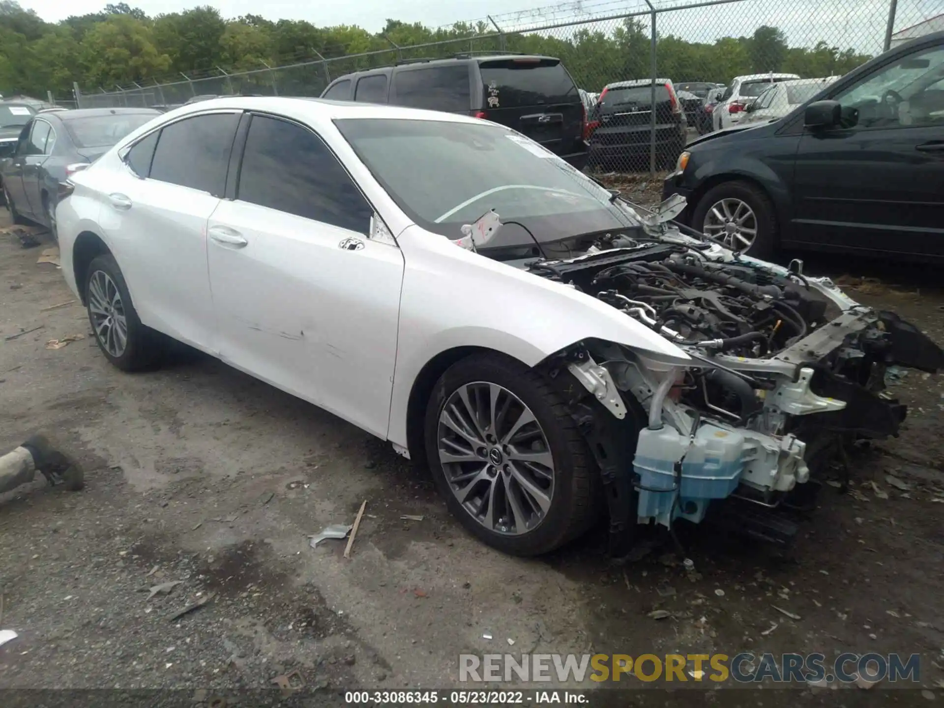 1 Photograph of a damaged car 58ABZ1B12KU009714 LEXUS ES 2019