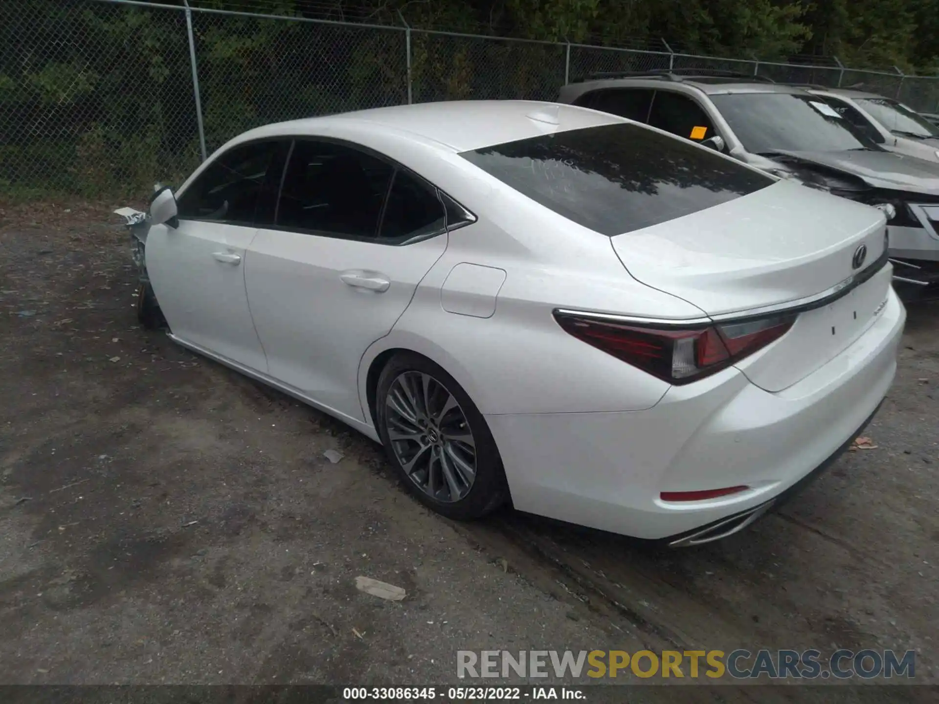 3 Photograph of a damaged car 58ABZ1B12KU009714 LEXUS ES 2019