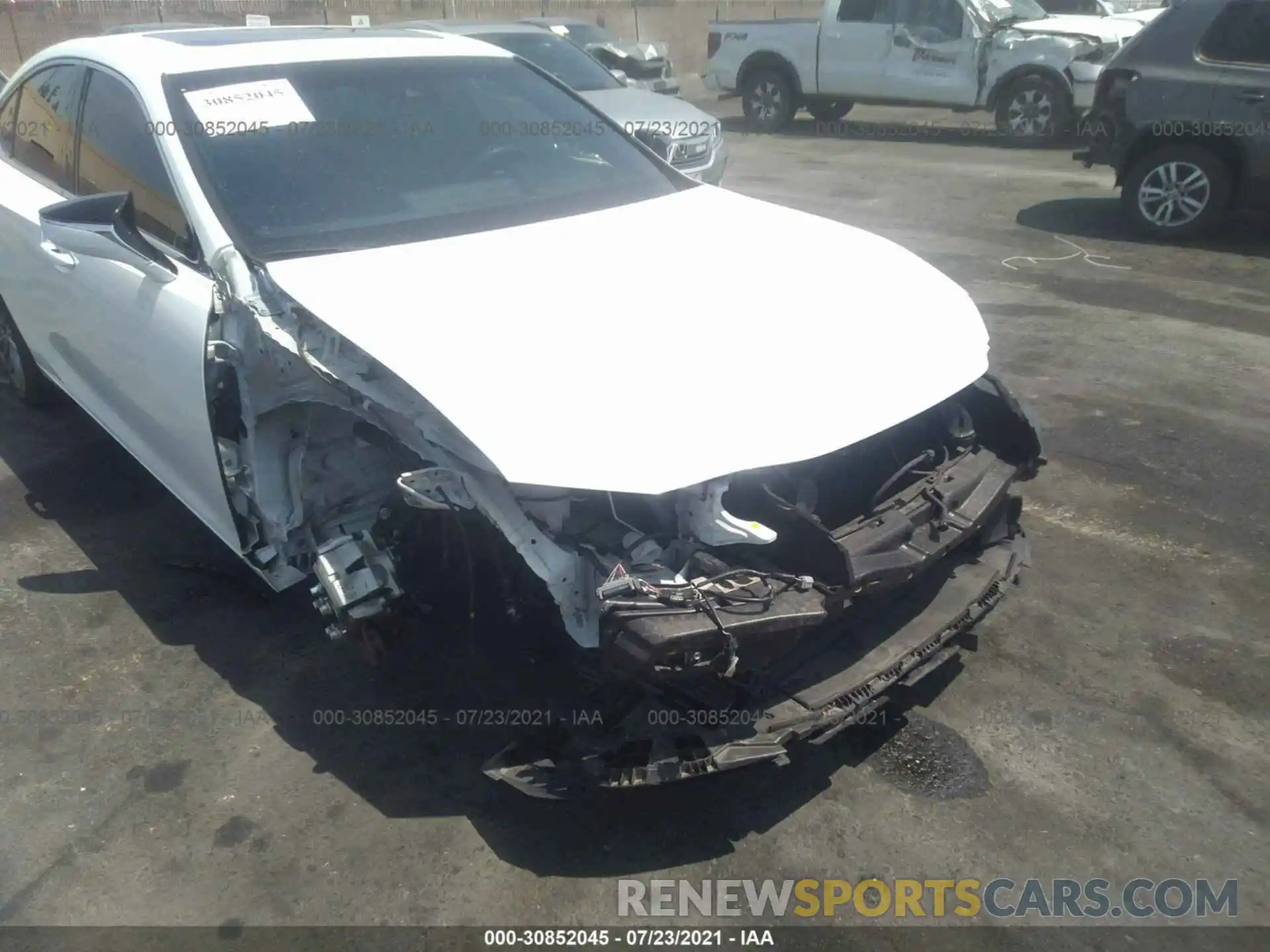 6 Photograph of a damaged car 58ABZ1B12KU016744 LEXUS ES 2019