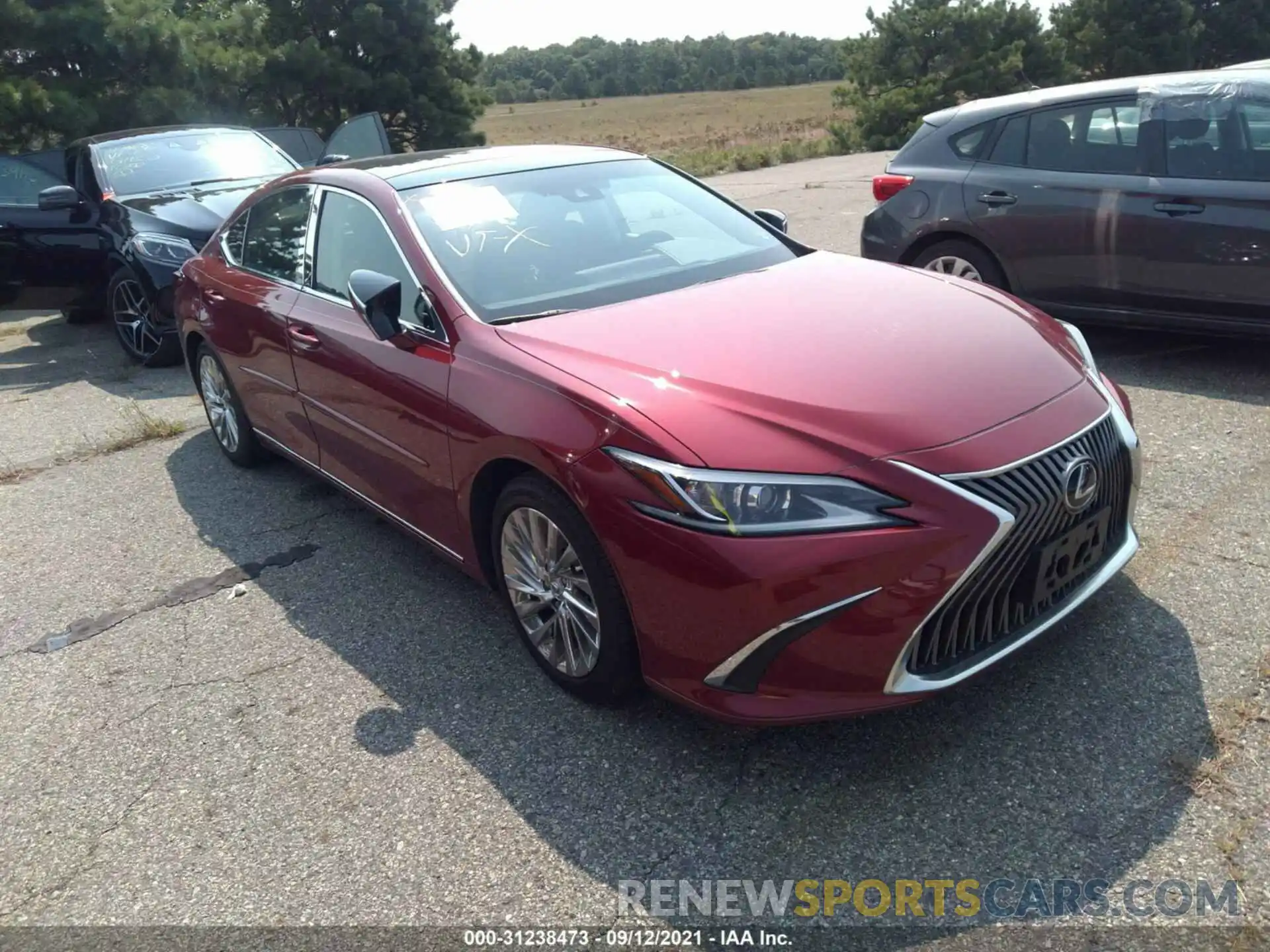 1 Photograph of a damaged car 58ABZ1B12KU017585 LEXUS ES 2019