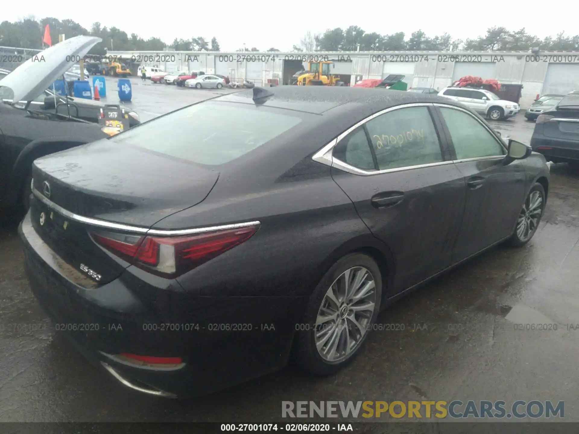 4 Photograph of a damaged car 58ABZ1B12KU021197 LEXUS ES 2019