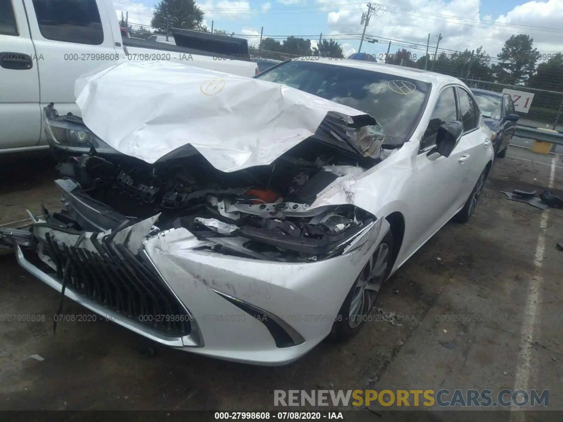 2 Photograph of a damaged car 58ABZ1B12KU022558 LEXUS ES 2019