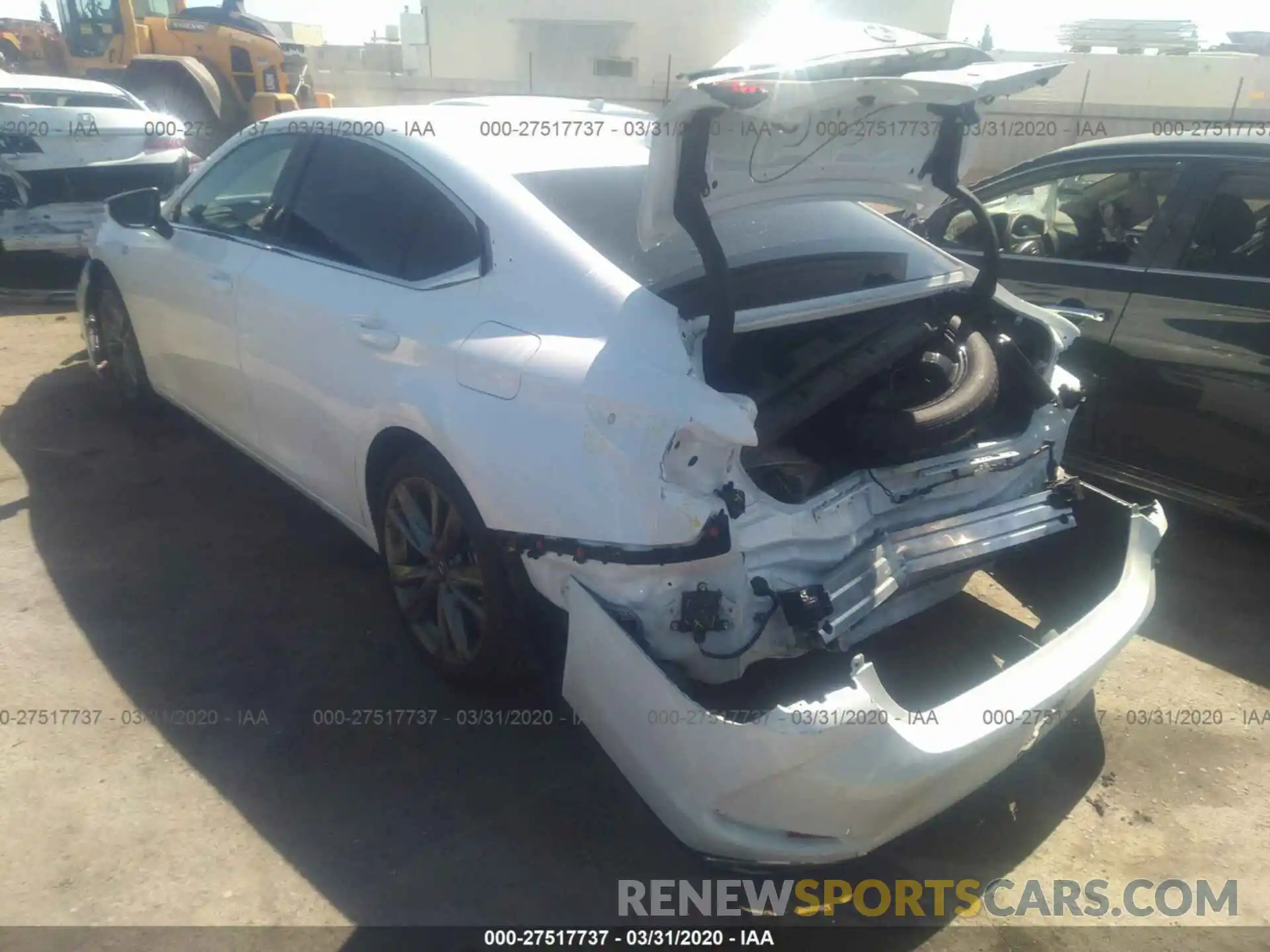 3 Photograph of a damaged car 58ABZ1B12KU024052 LEXUS ES 2019