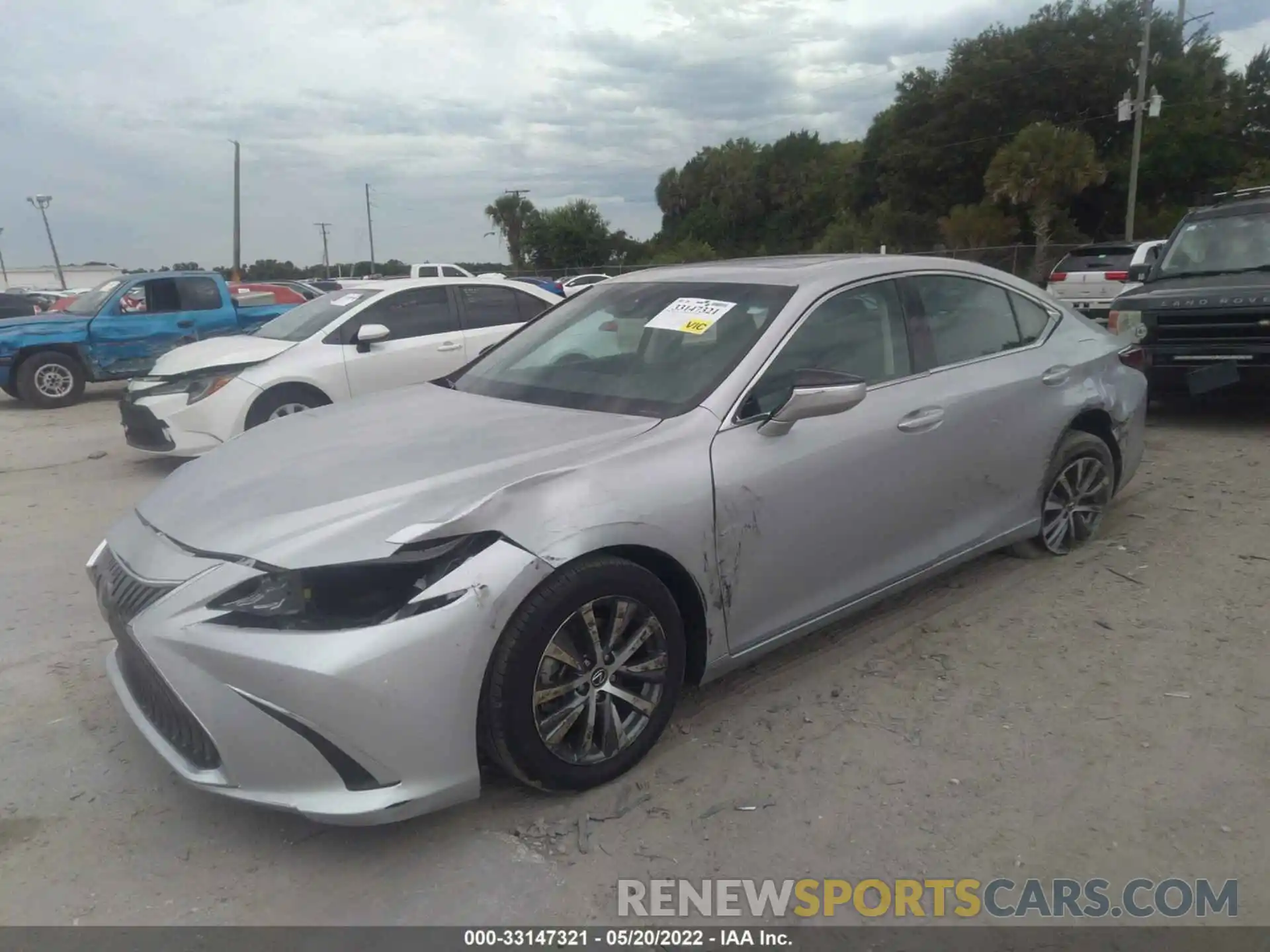 2 Photograph of a damaged car 58ABZ1B12KU025654 LEXUS ES 2019