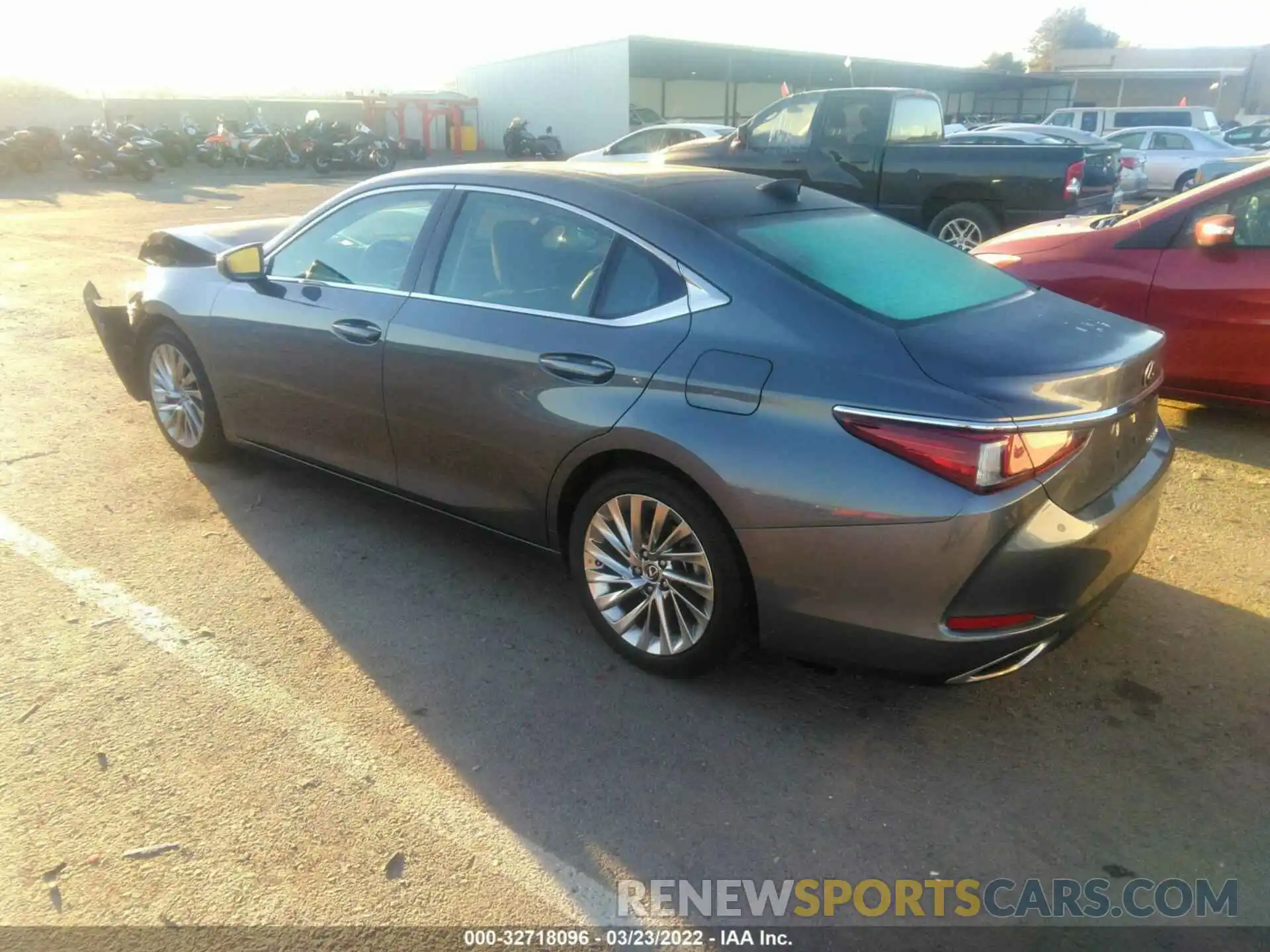 3 Photograph of a damaged car 58ABZ1B12KU035567 LEXUS ES 2019