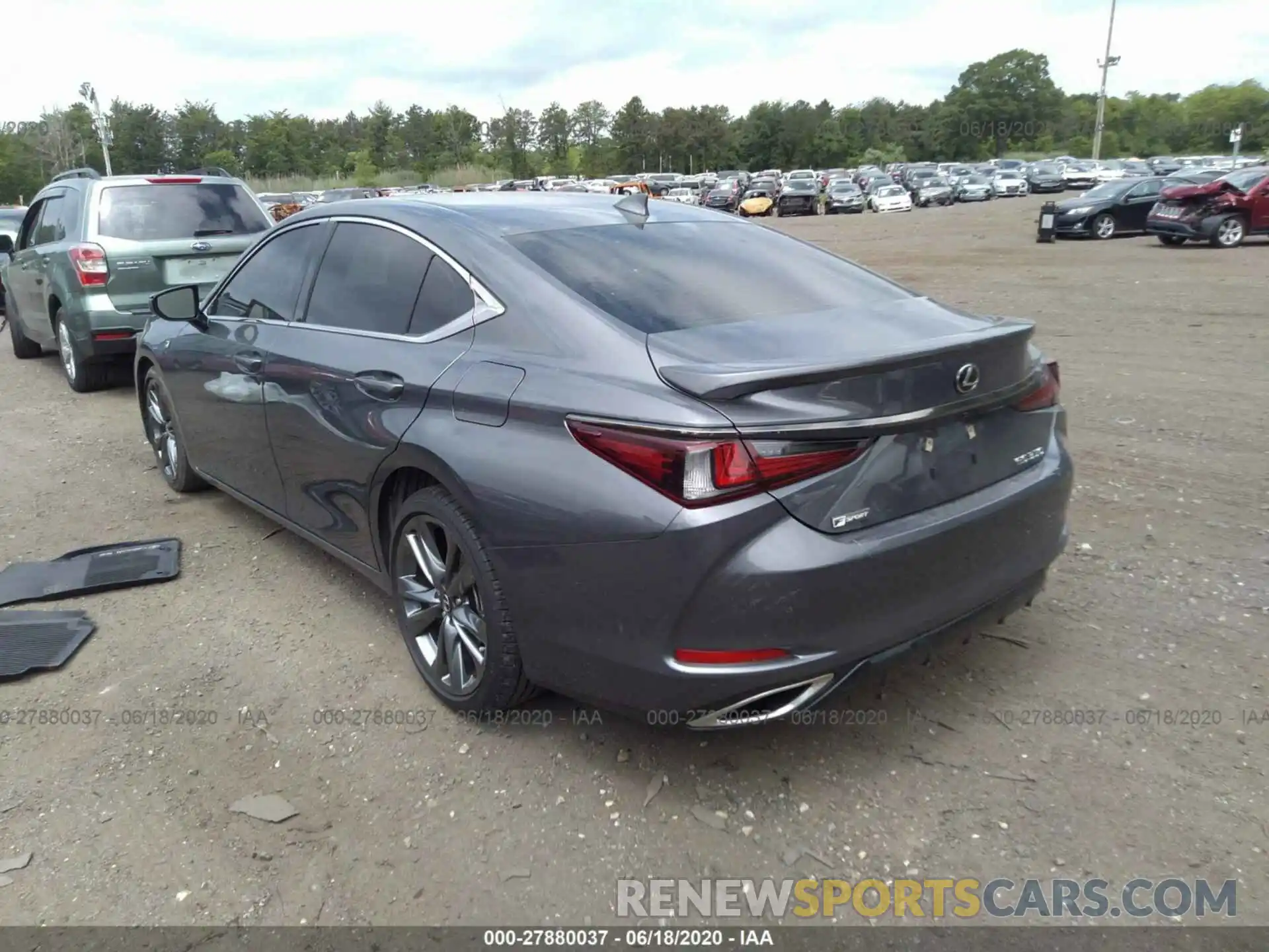 3 Photograph of a damaged car 58ABZ1B12KU038873 LEXUS ES 2019