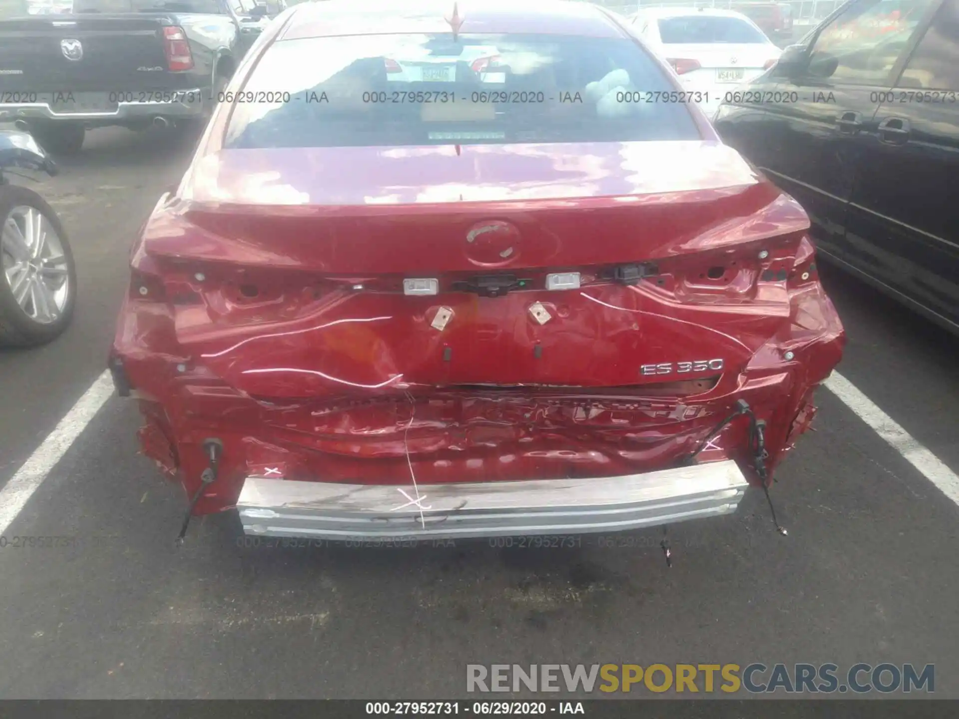 6 Photograph of a damaged car 58ABZ1B12KU041062 LEXUS ES 2019