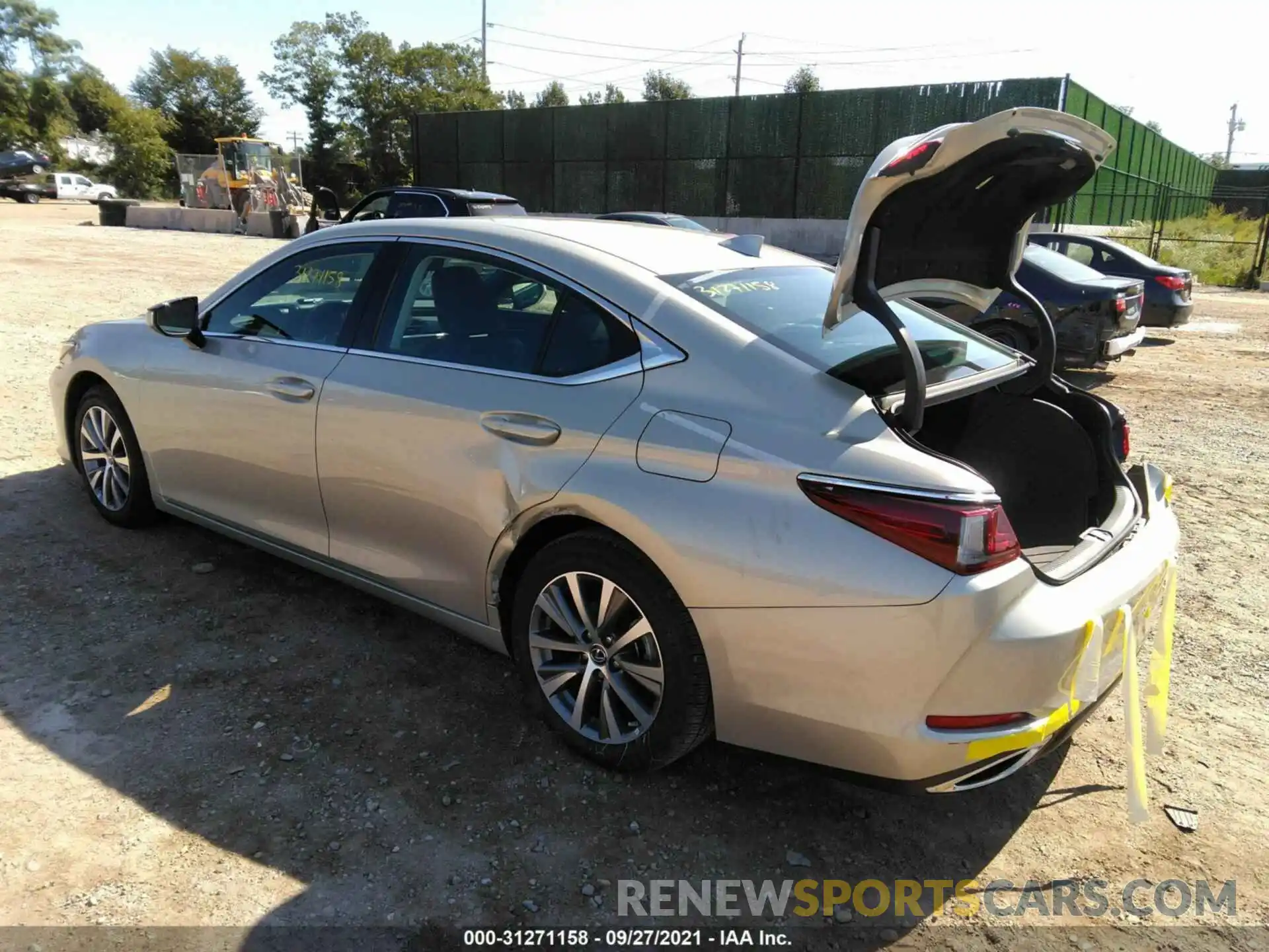 3 Photograph of a damaged car 58ABZ1B13KU002660 LEXUS ES 2019