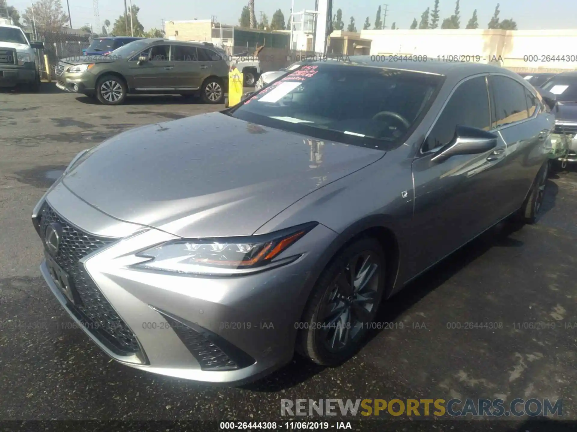 2 Photograph of a damaged car 58ABZ1B13KU005798 LEXUS ES 2019