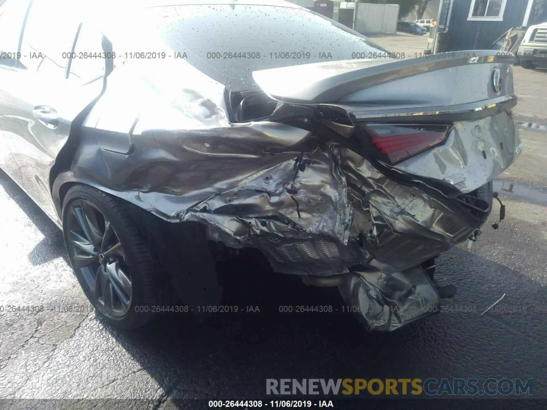 6 Photograph of a damaged car 58ABZ1B13KU005798 LEXUS ES 2019