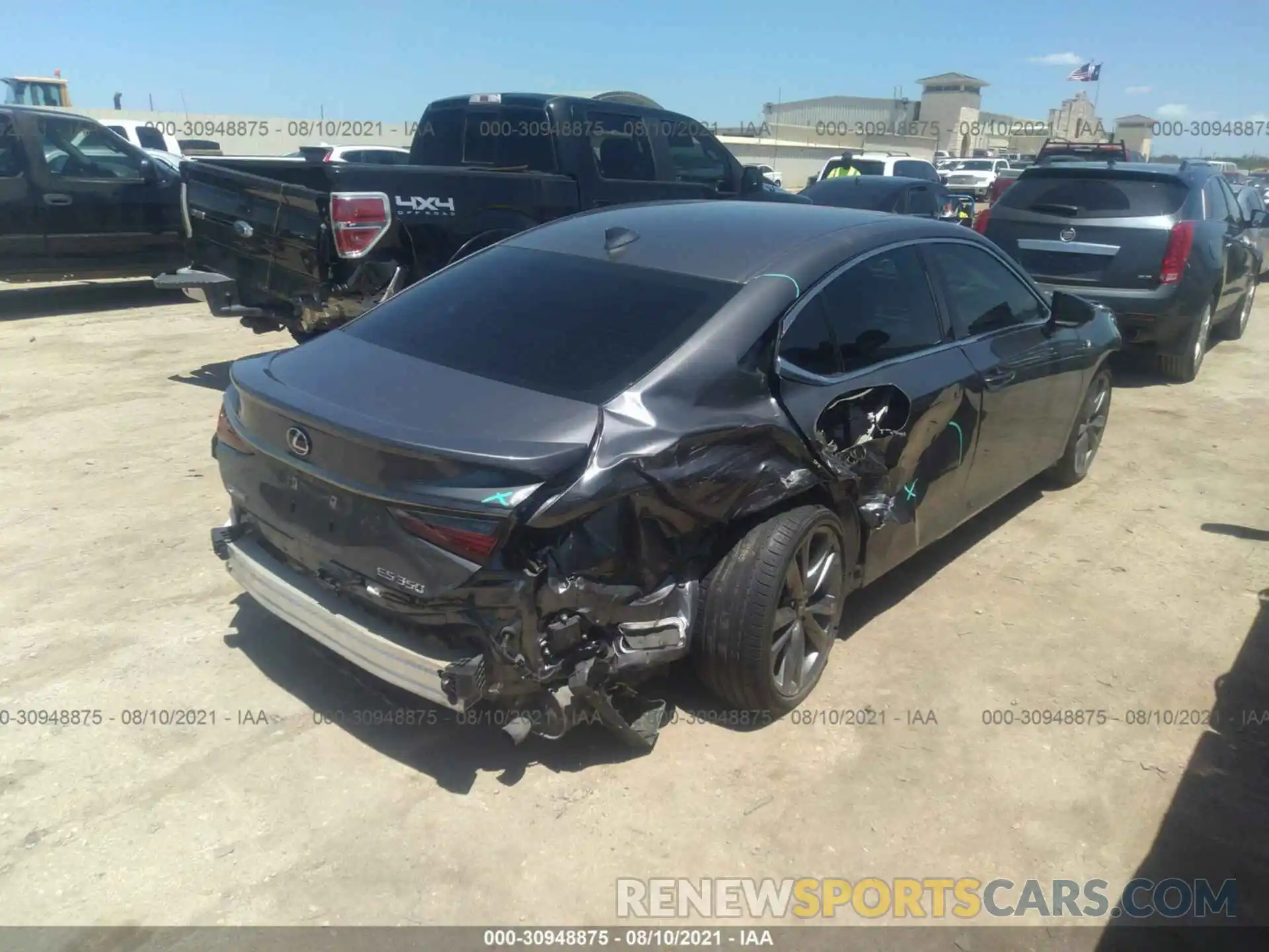 4 Photograph of a damaged car 58ABZ1B13KU006238 LEXUS ES 2019