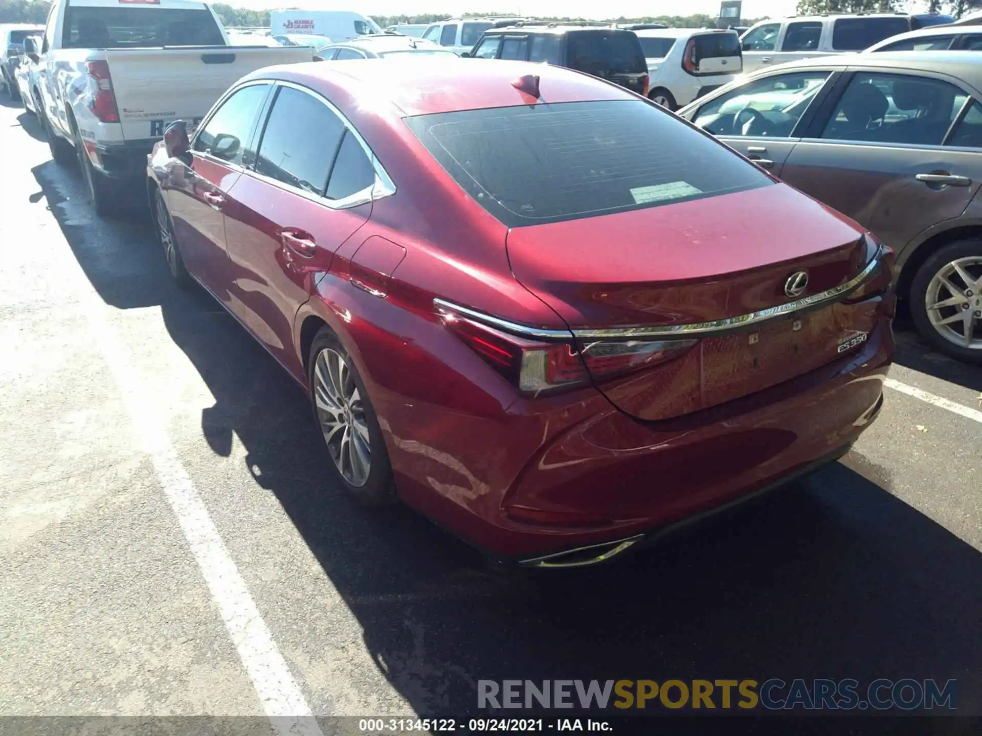 3 Photograph of a damaged car 58ABZ1B13KU011021 LEXUS ES 2019