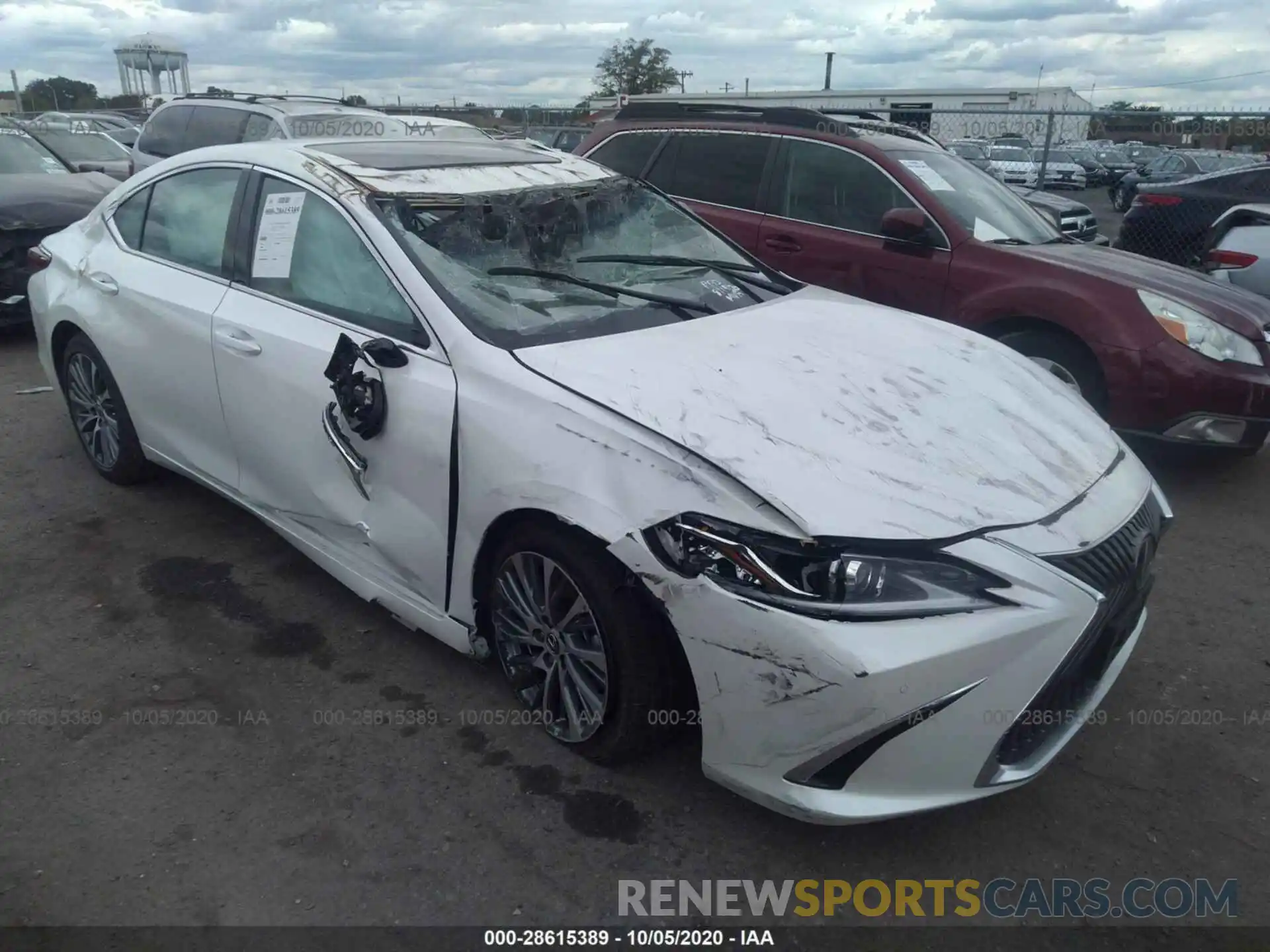 1 Photograph of a damaged car 58ABZ1B13KU014579 LEXUS ES 2019