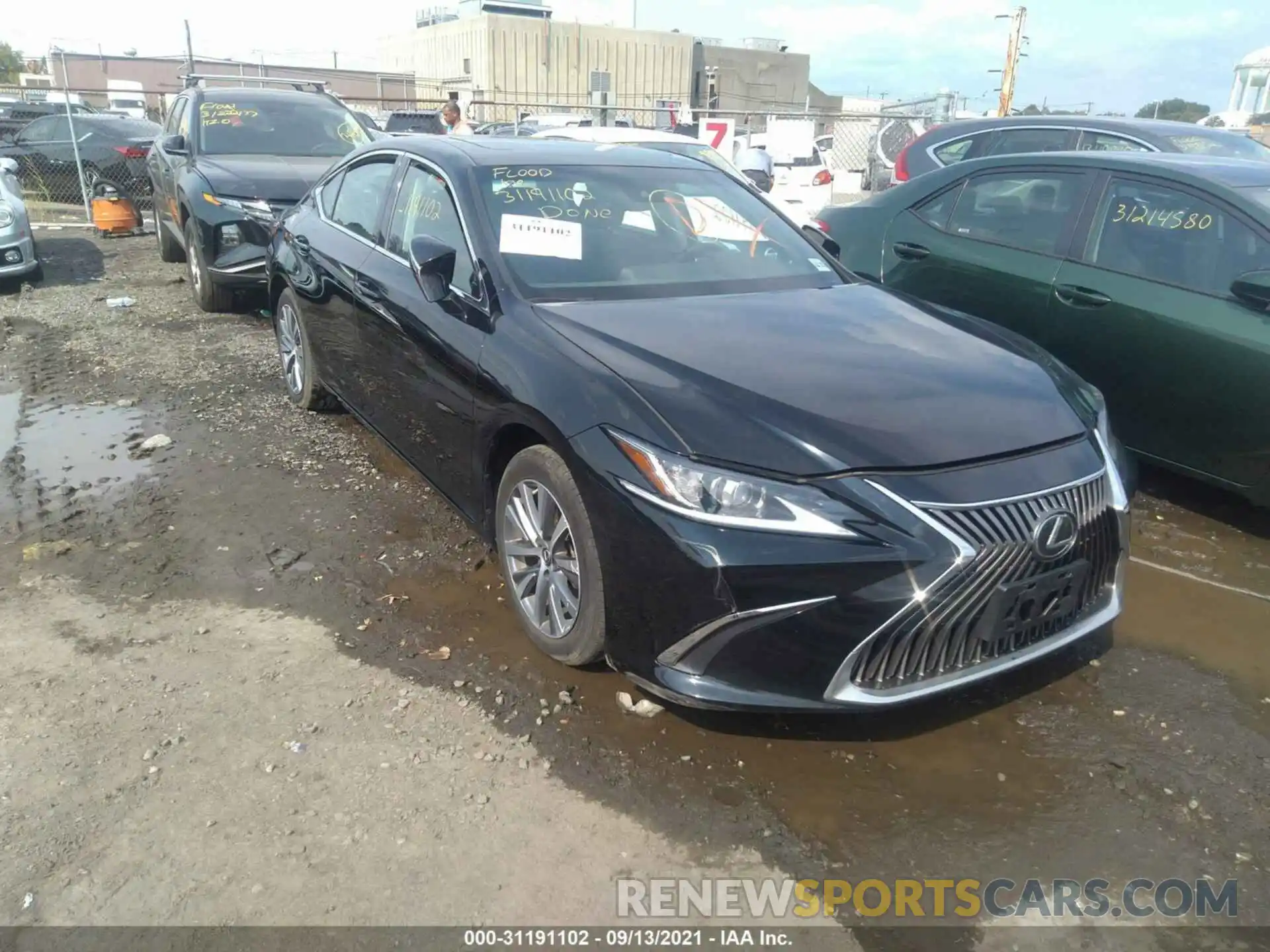 1 Photograph of a damaged car 58ABZ1B13KU018650 LEXUS ES 2019