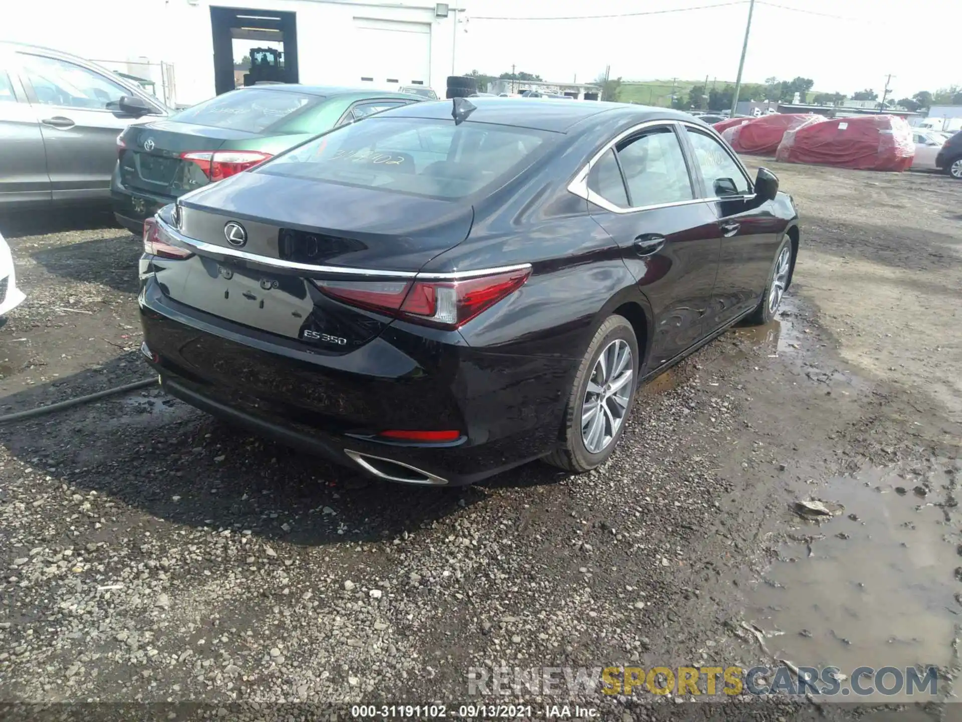 4 Photograph of a damaged car 58ABZ1B13KU018650 LEXUS ES 2019